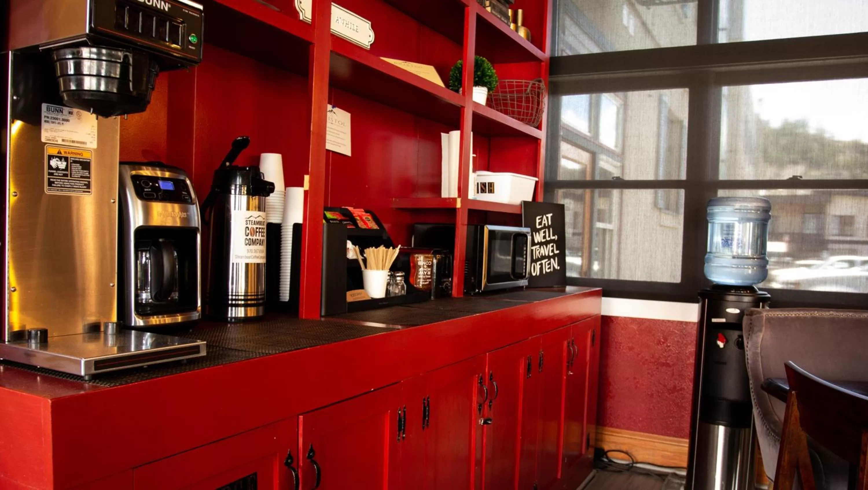 Restaurant/places to eat in The Bristol Hotel