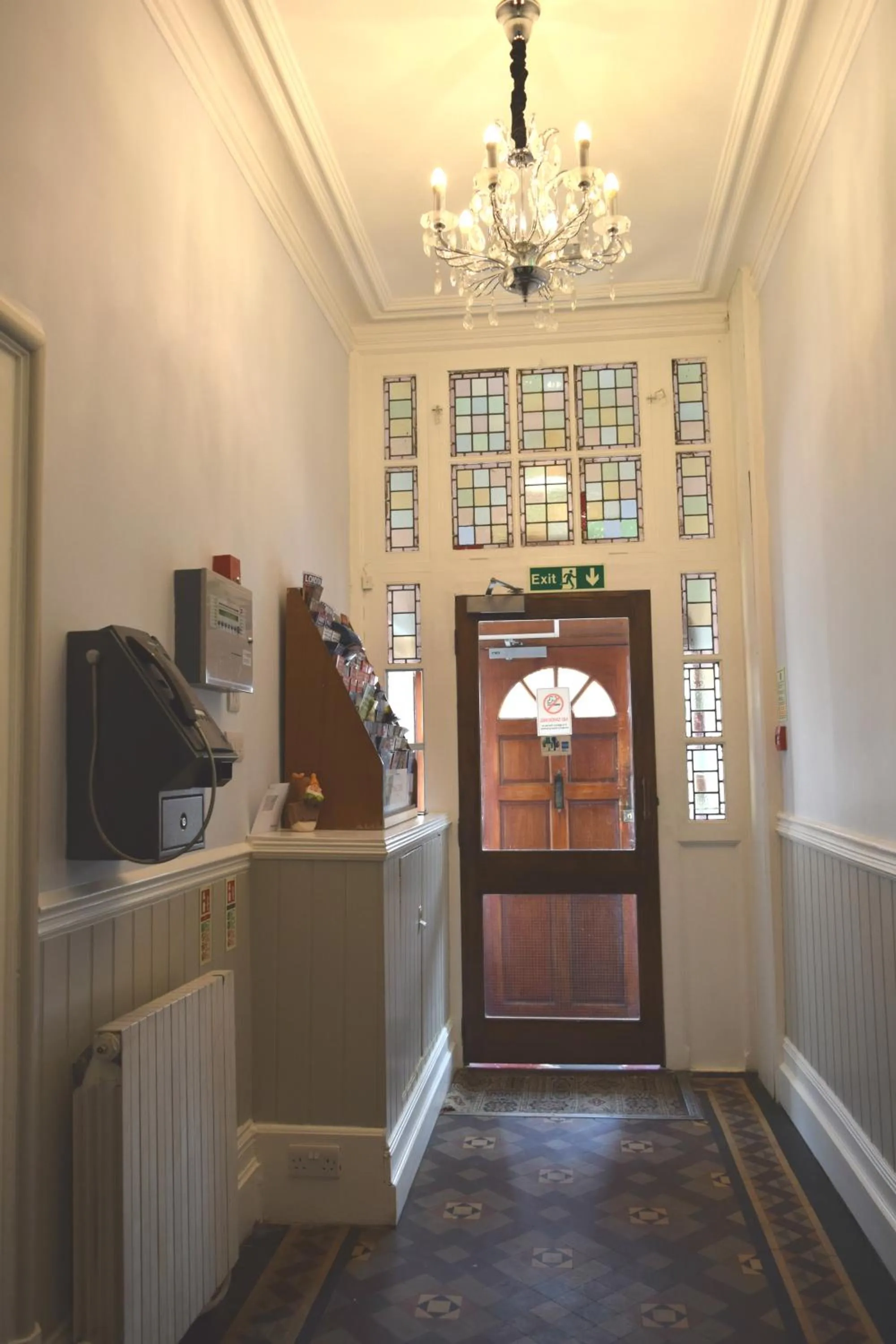 Lobby or reception in Charlie Hotel