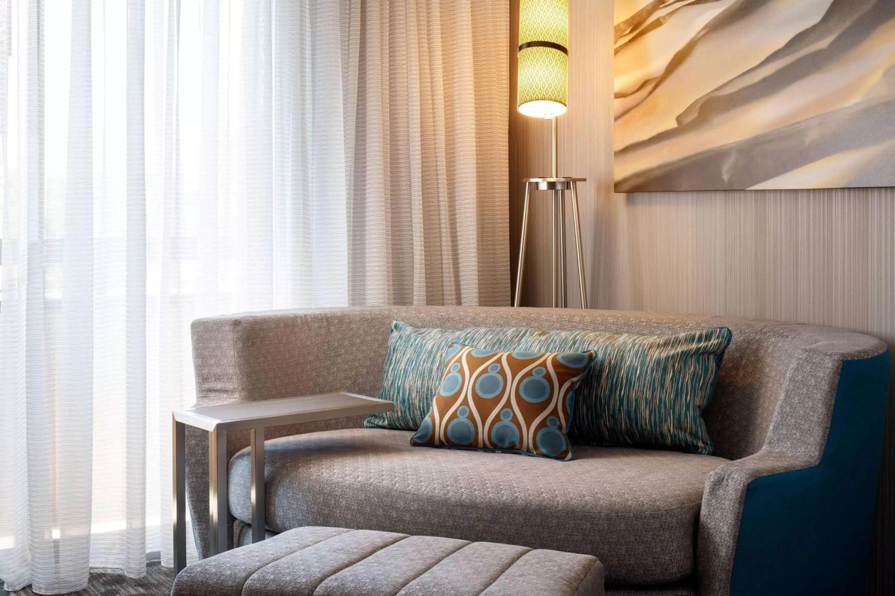 Photo of the whole room in Sonesta Select Laguna Hills Irvine Spectrum