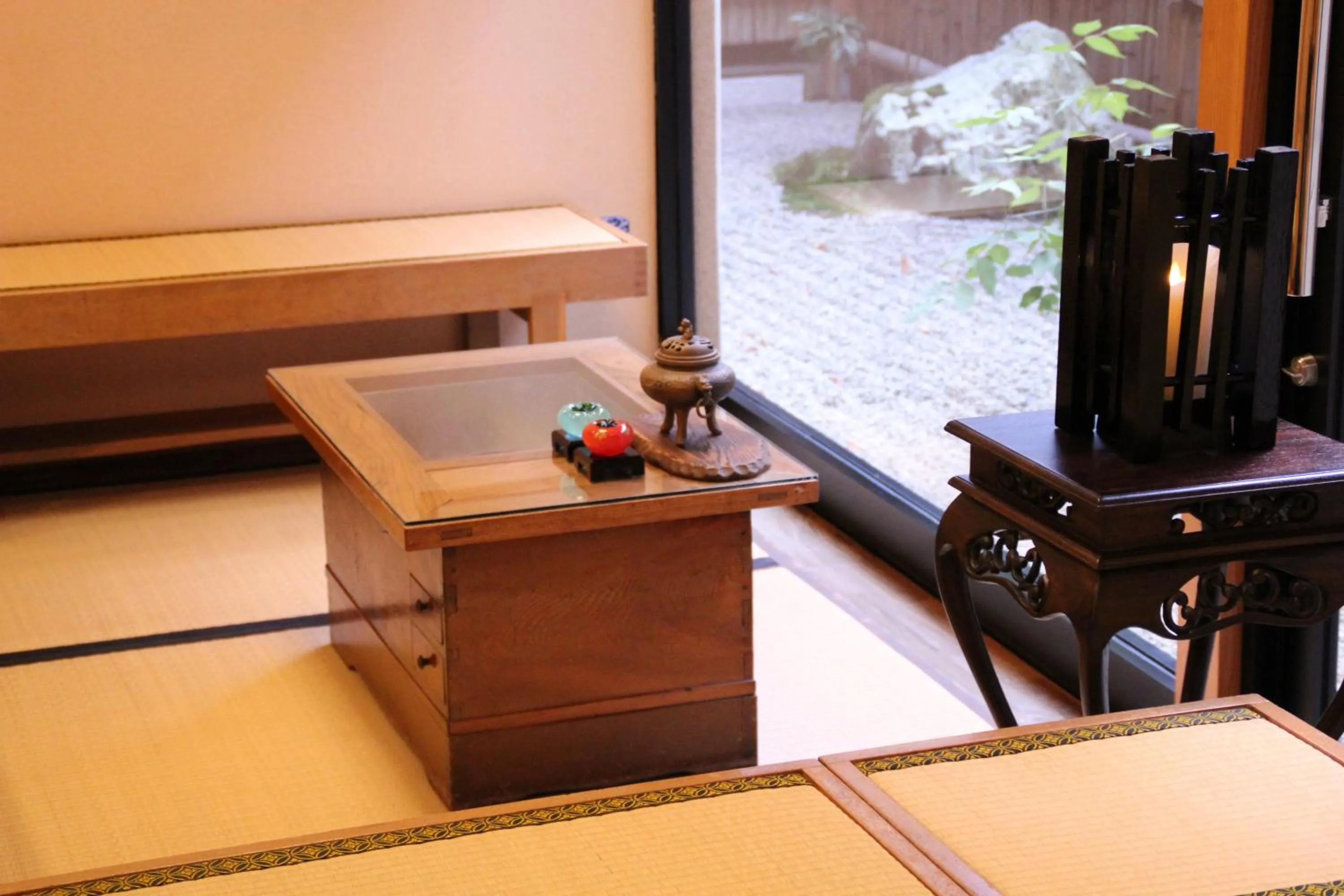 Seating area, Bed in Ryokan Shinsen