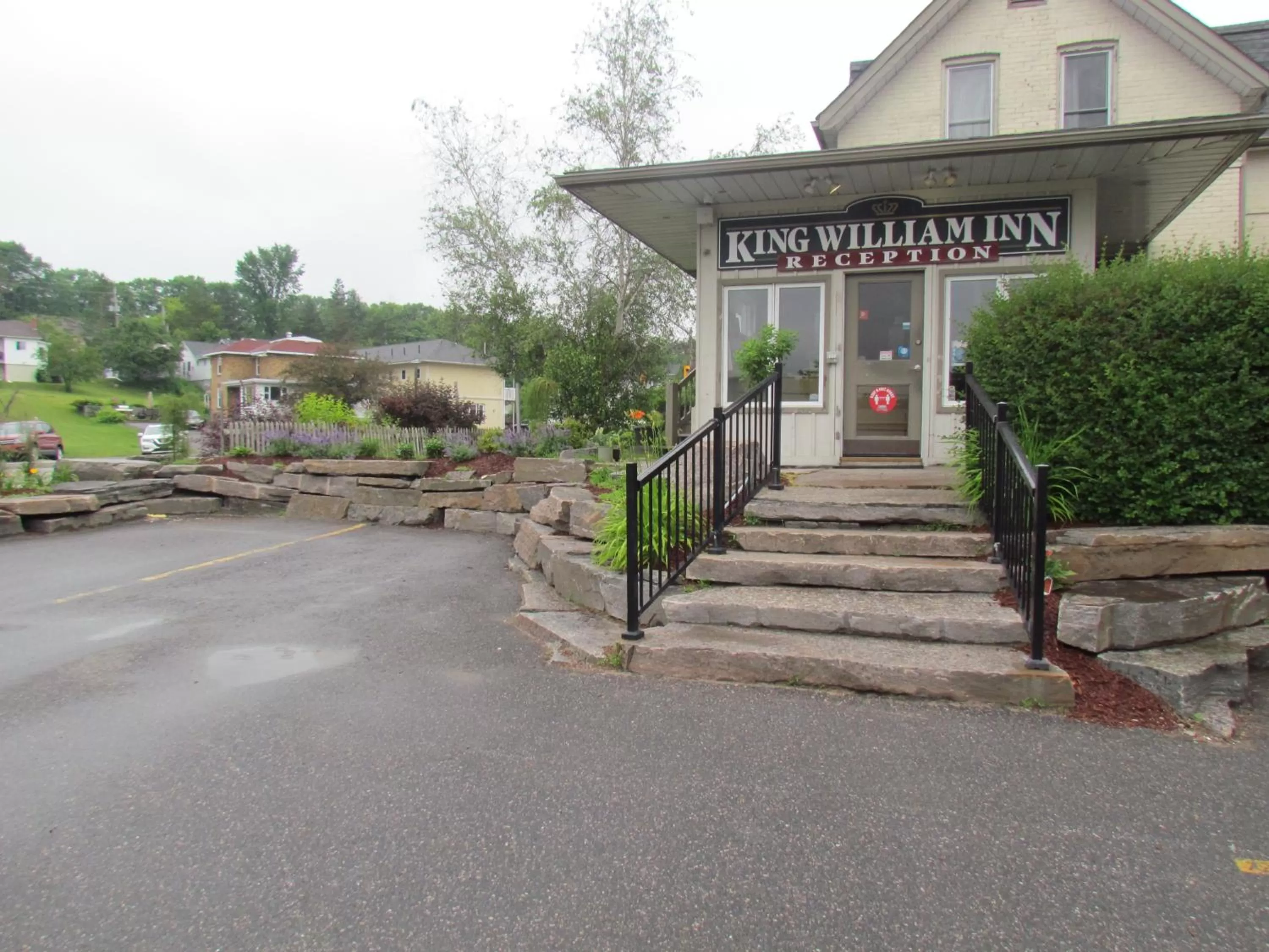 Property building in Rodeway Inn King William
