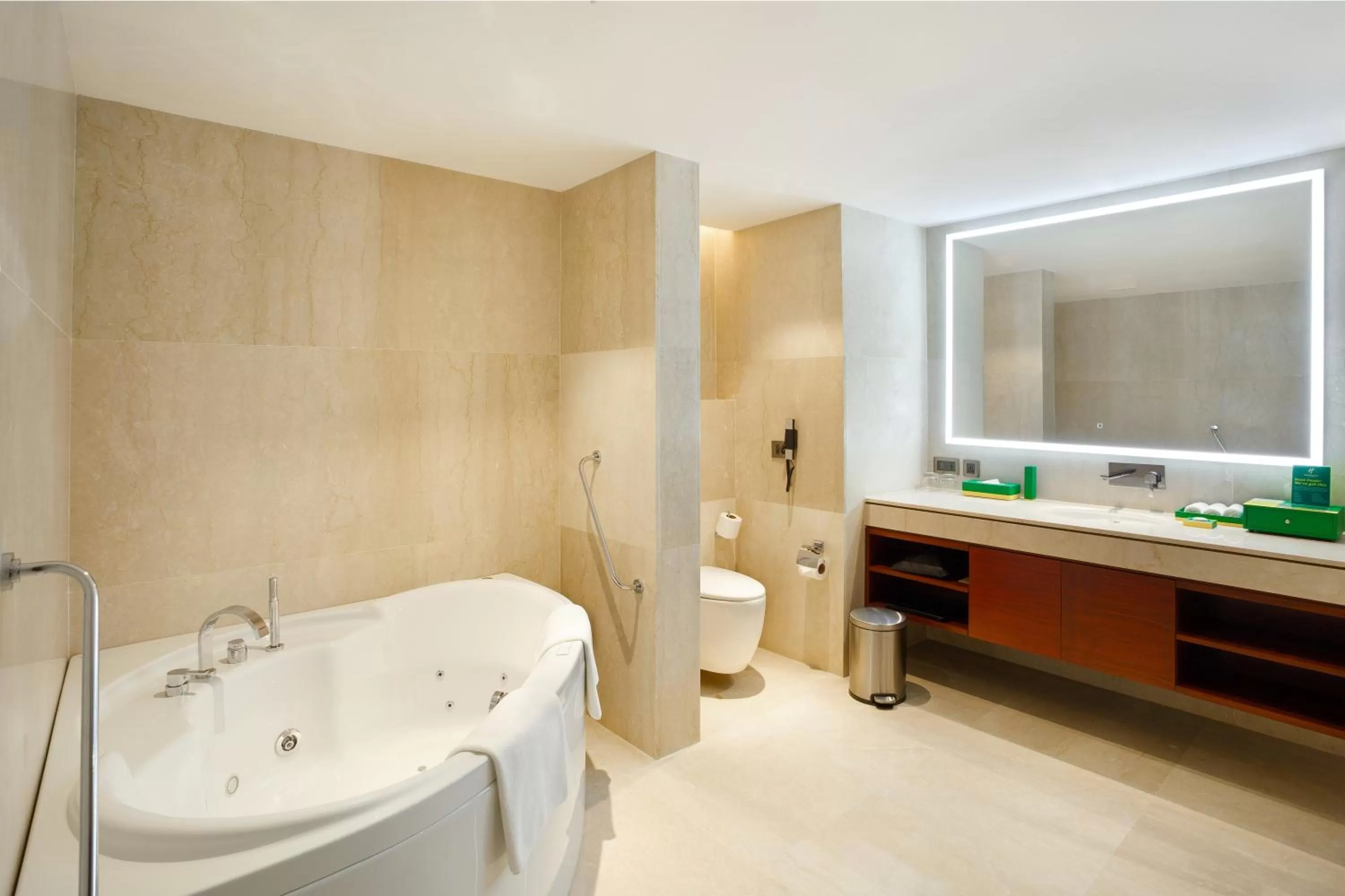 Toilet in Holiday Inn Dhaka City Centre by IHG