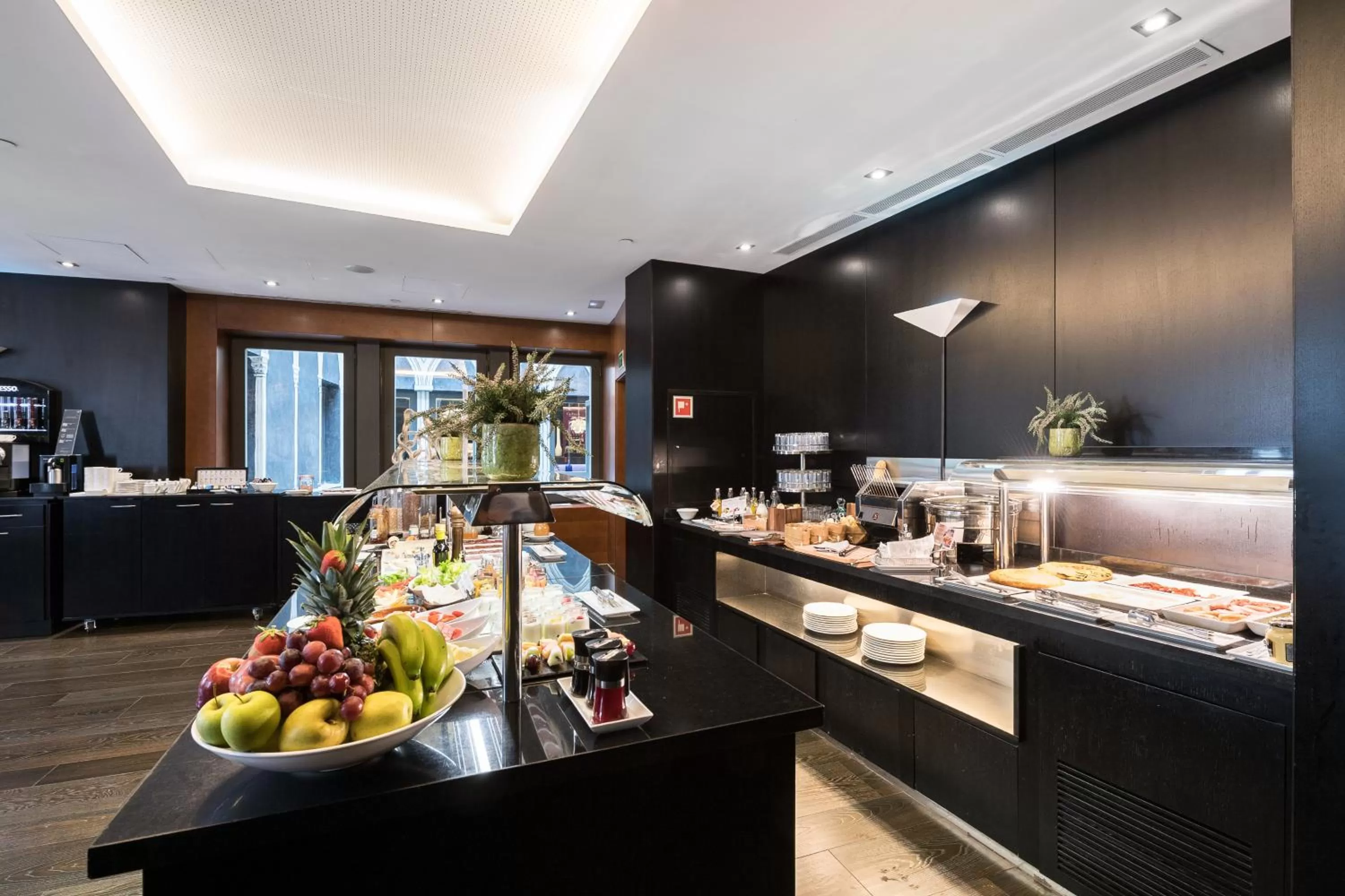 Buffet breakfast in Catalonia Catedral