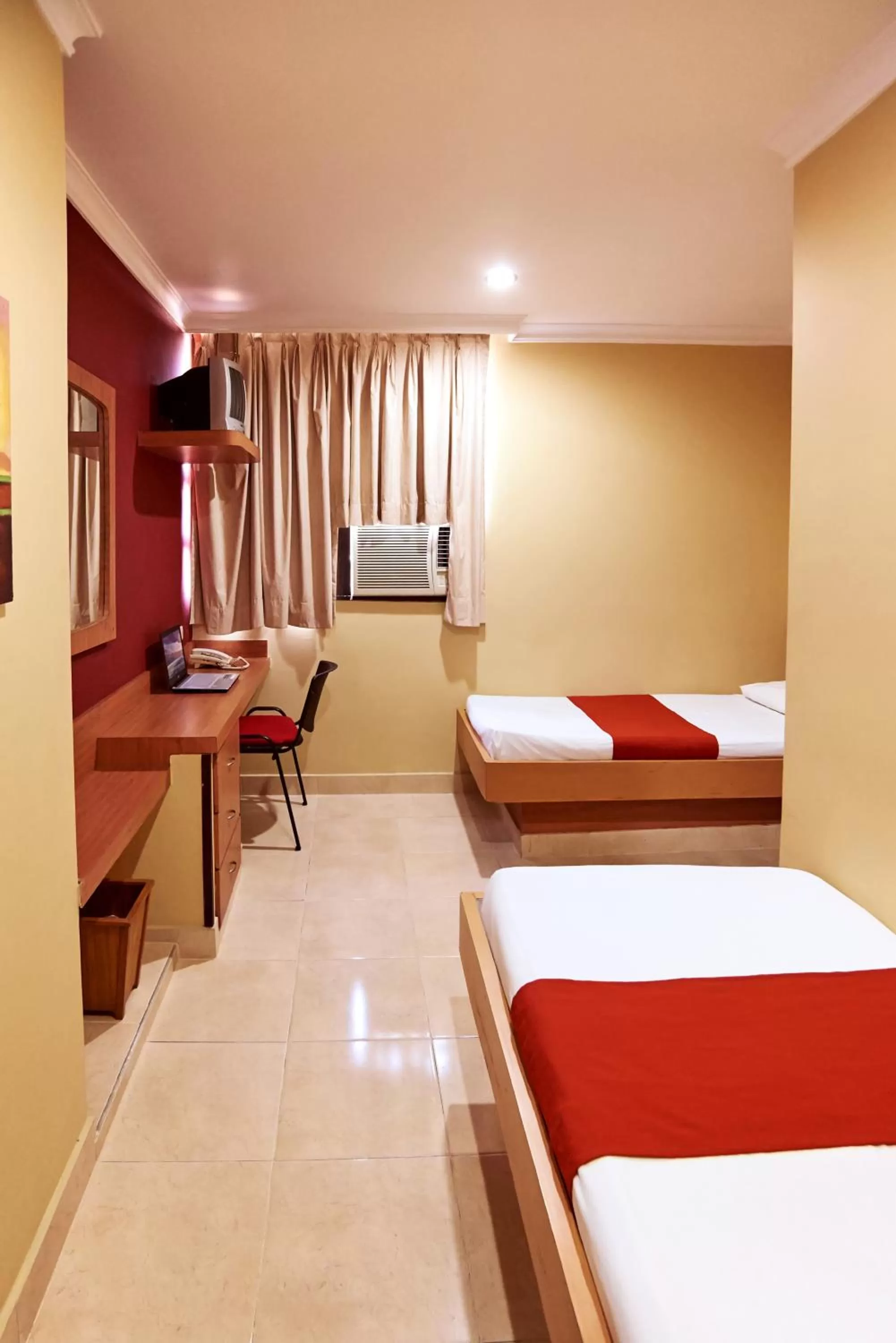 Photo of the whole room, Bed in Mar Hotel