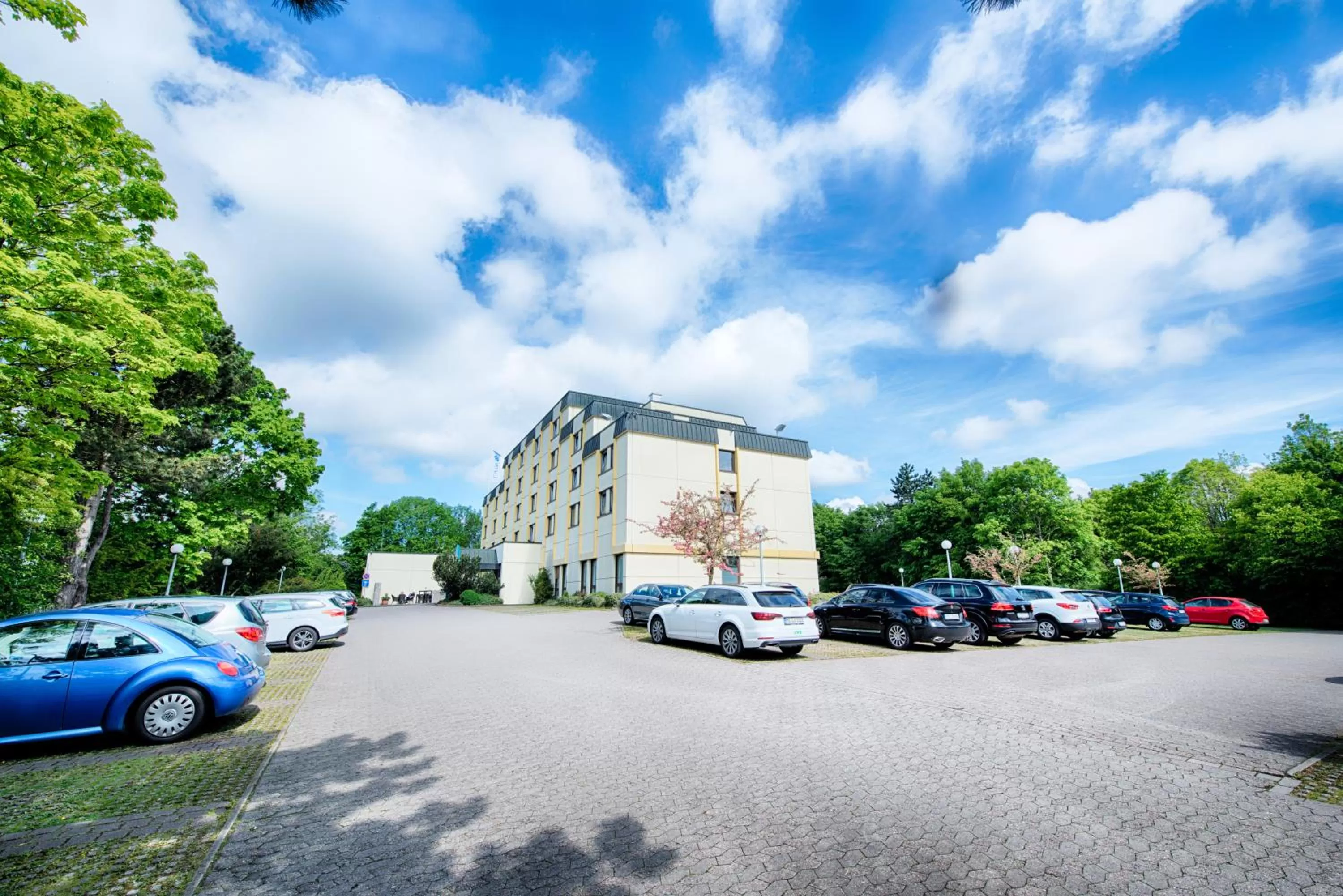 Property building in Garner Hotel Osnabrück by IHG