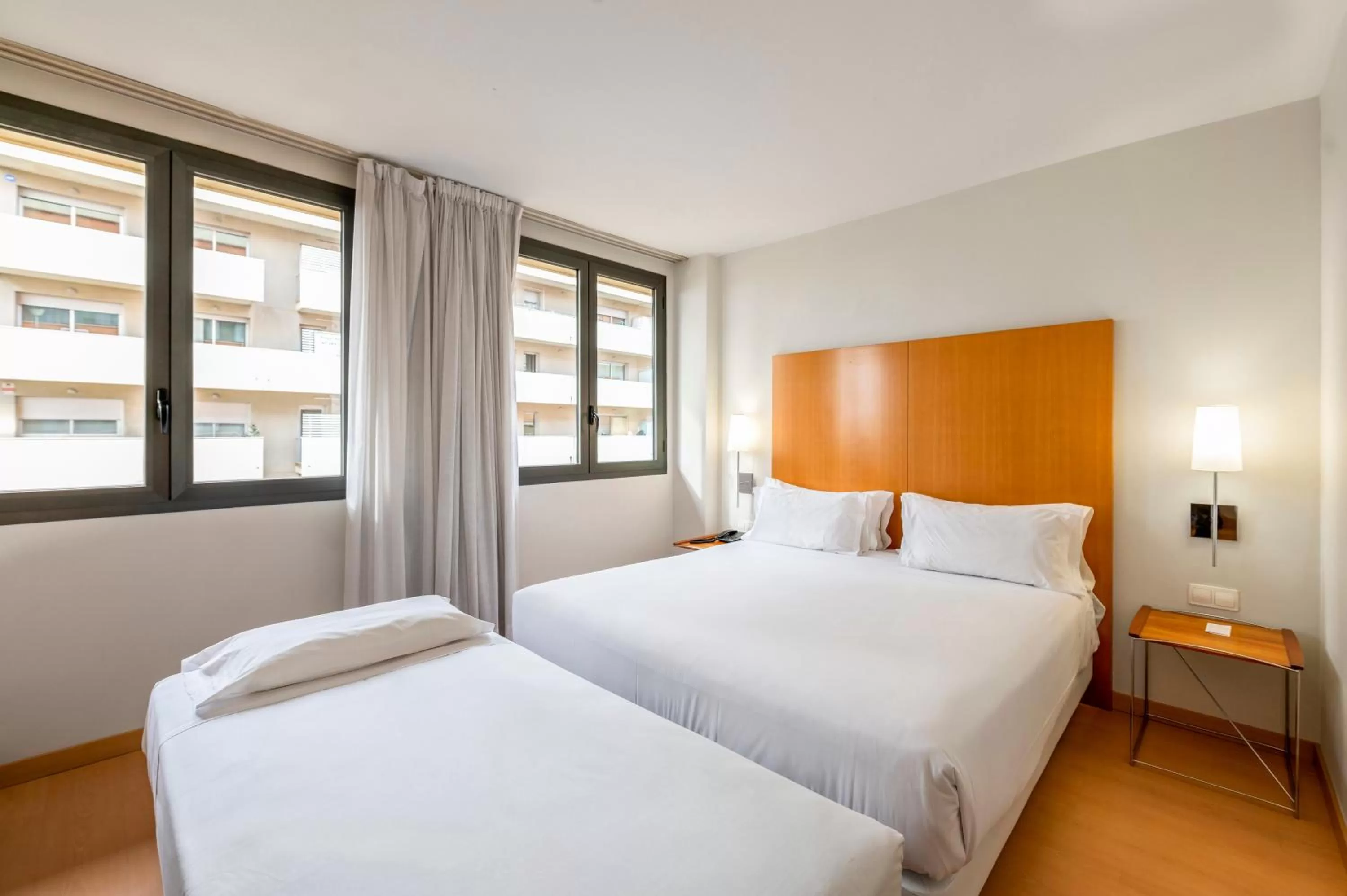 Comfort Triple Room in Catalonia Barcelona Beach