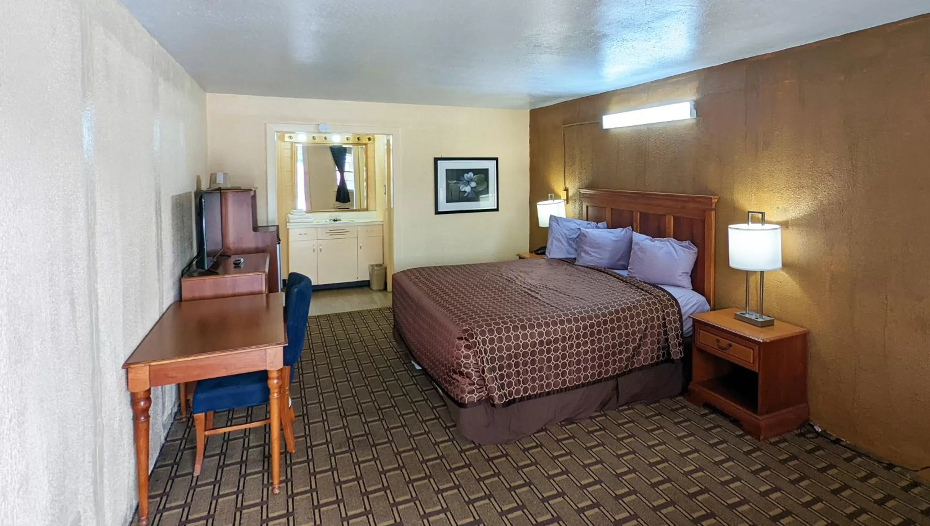 Bedroom, Bed in M Star Hotel Cleveland