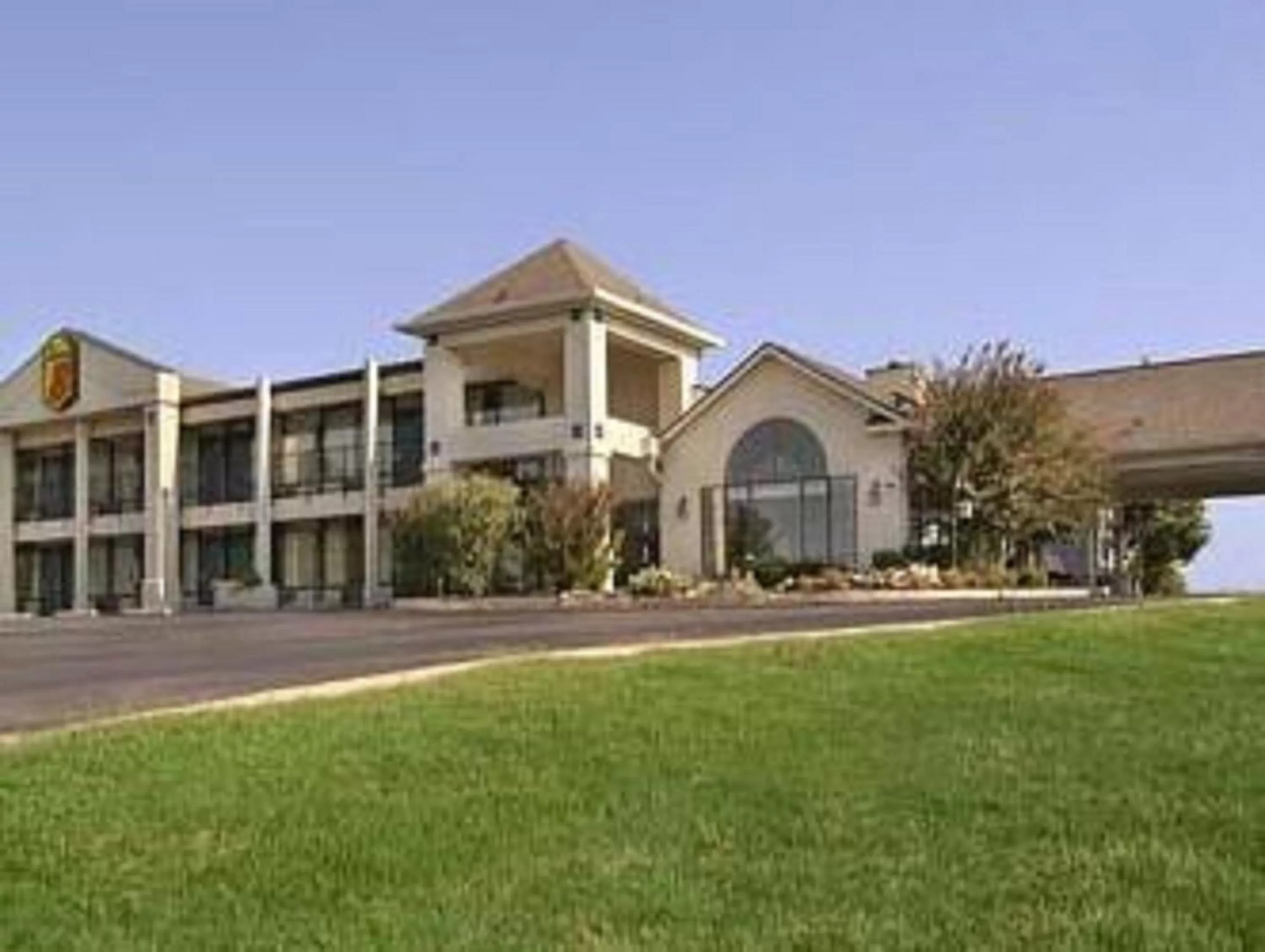 Property building in Inn of Loudon