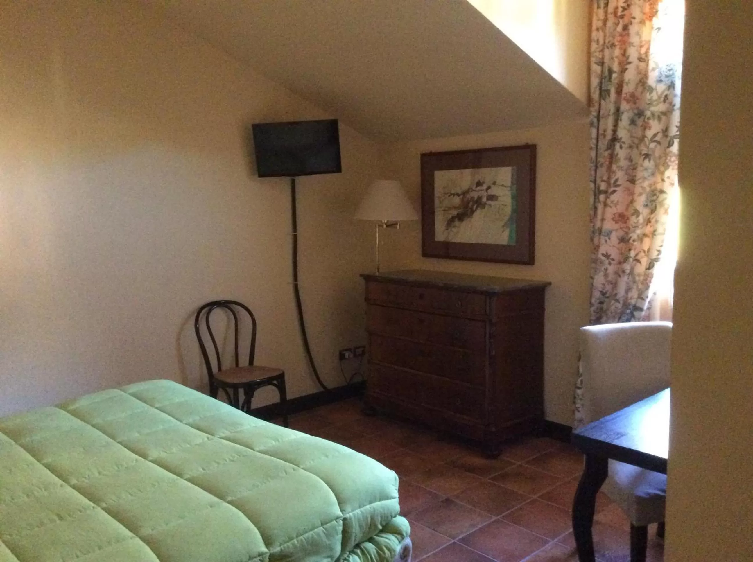Photo of the whole room, Bed in B&B MontAlbano