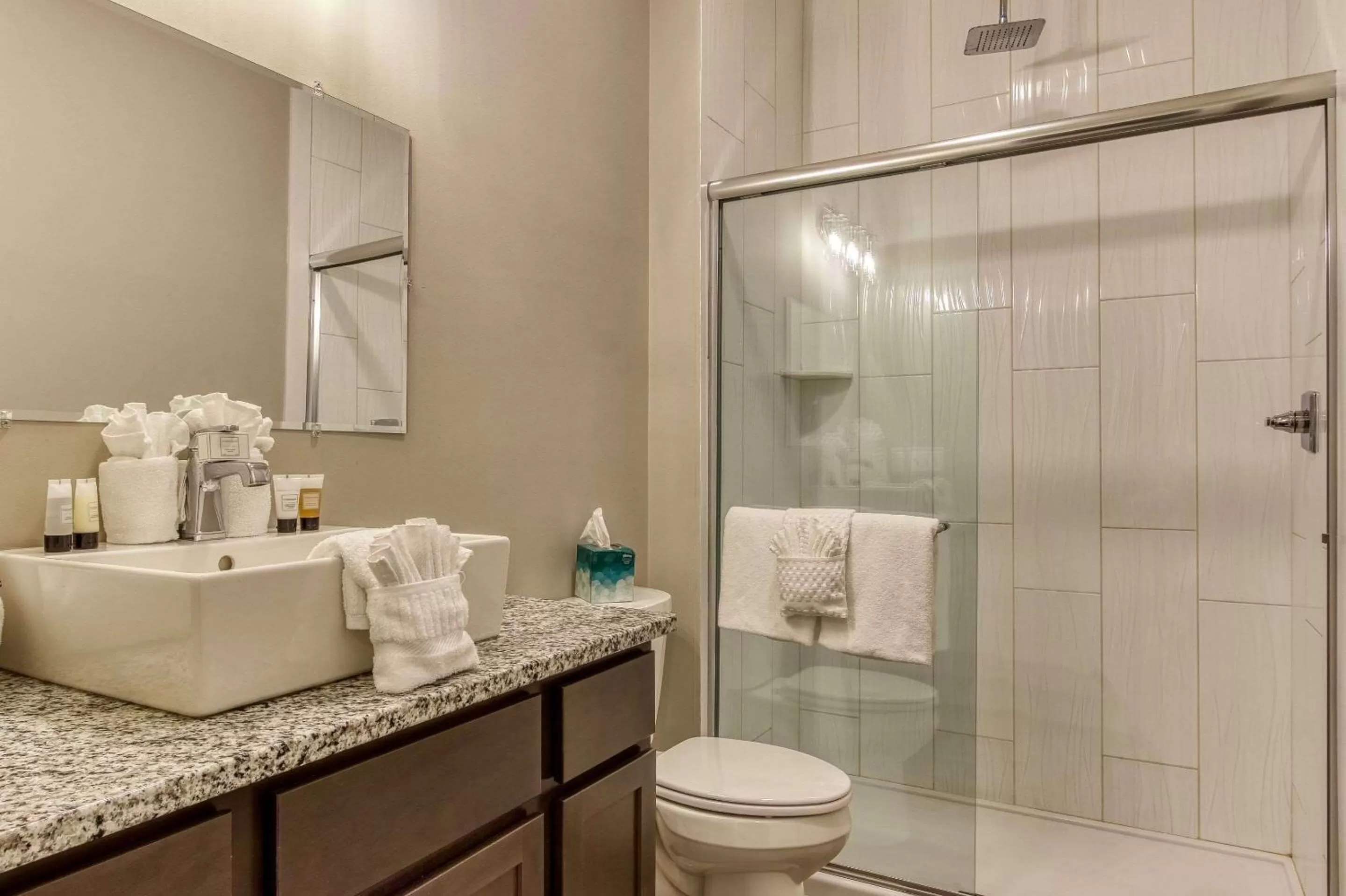 Bathroom in Central Hotel, Ascend Hotel Collection