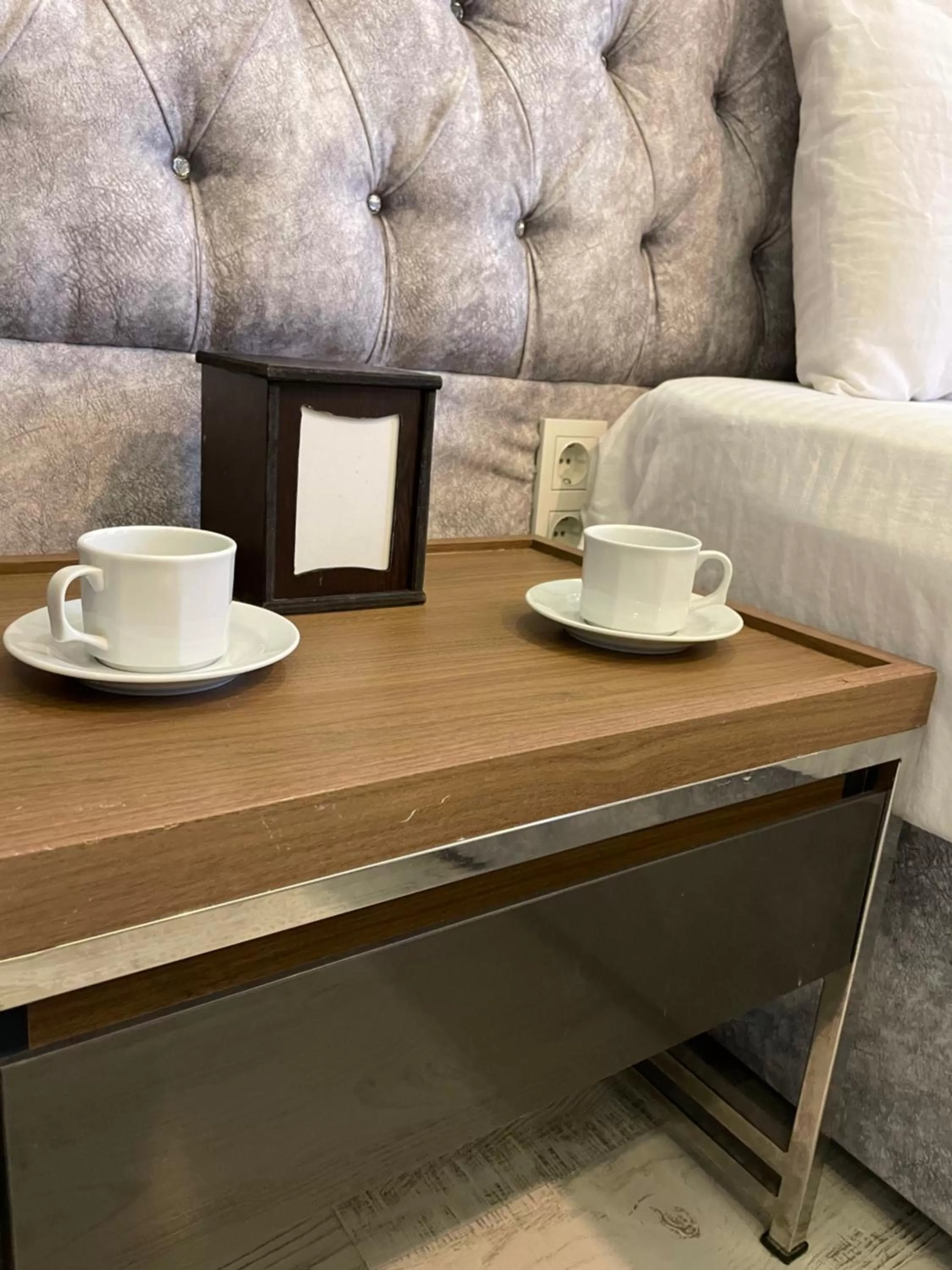 Coffee/tea facilities in Arat Apartments