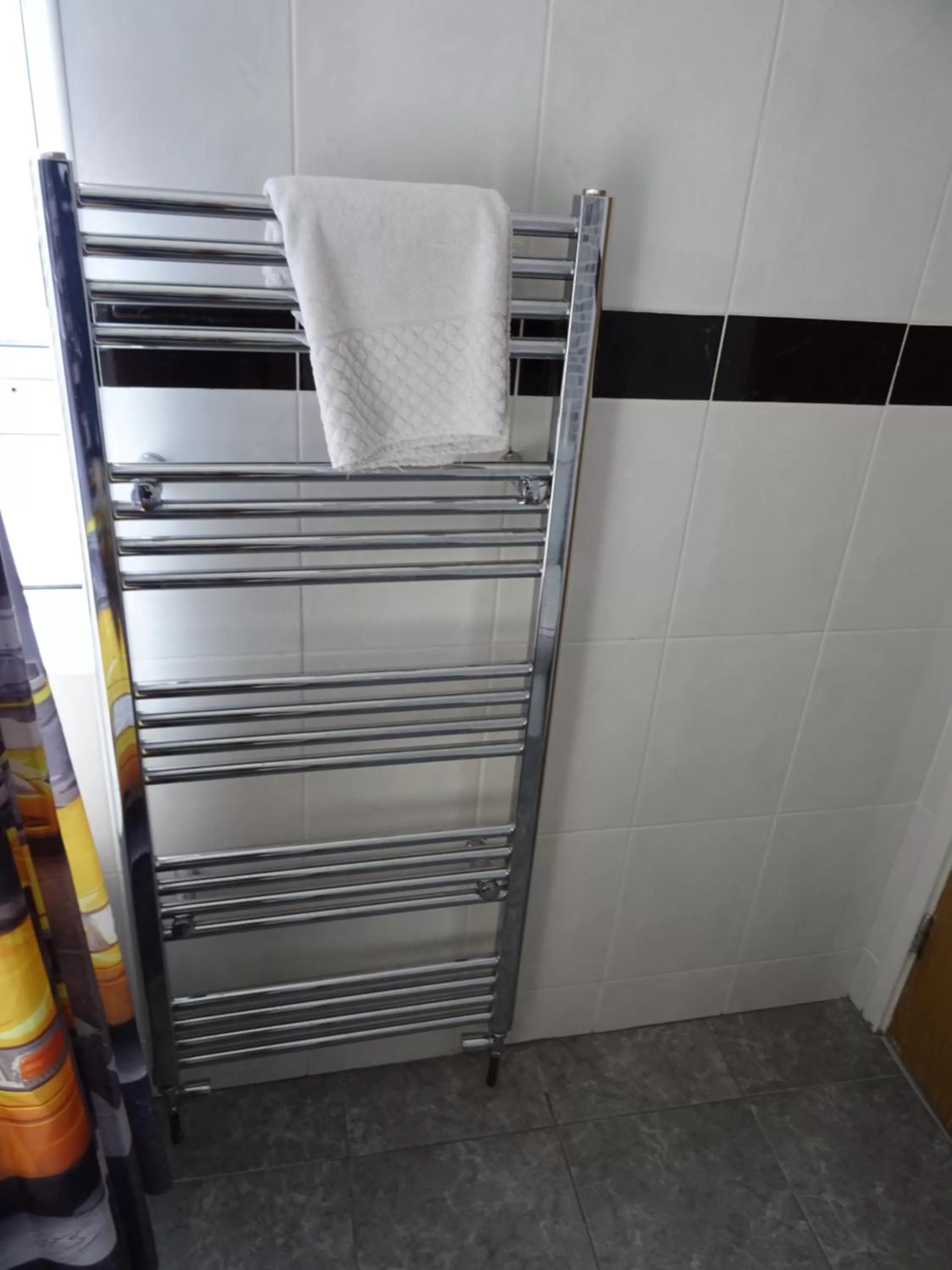 Bathroom in The Gatwick White House Hotel