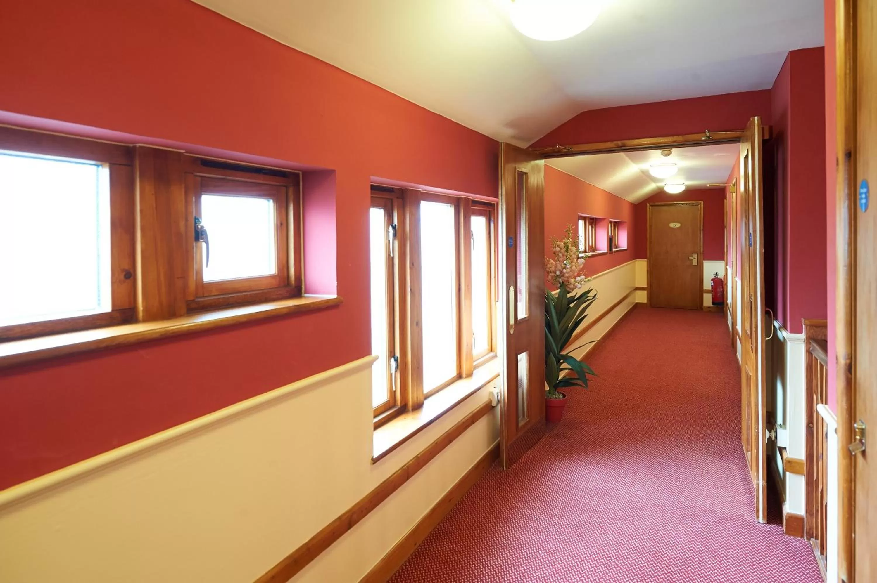 Area and facilities in Camden Arms Hotel