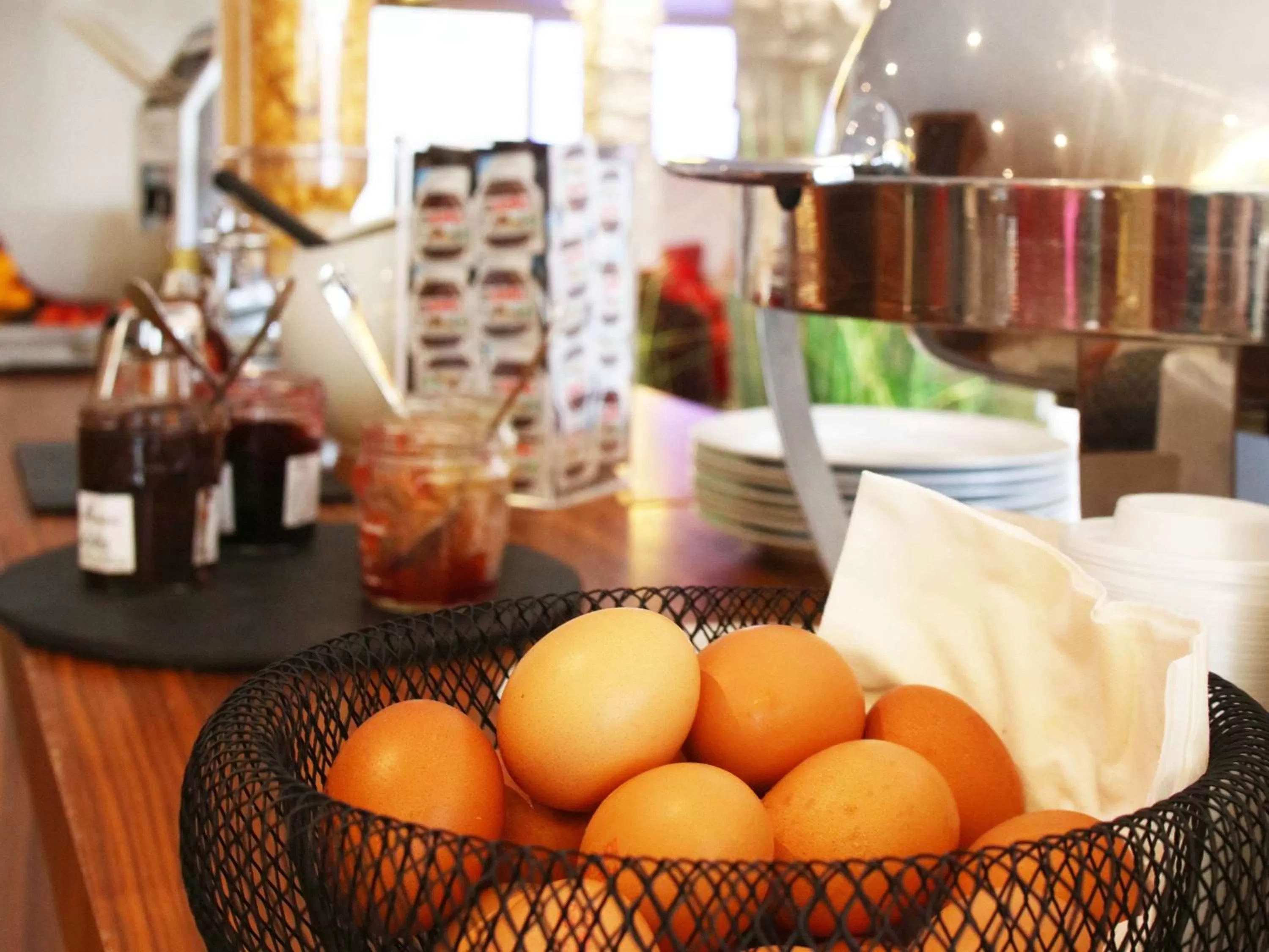 Restaurant/places to eat in Mercure Orléans Centre Bords de Loire