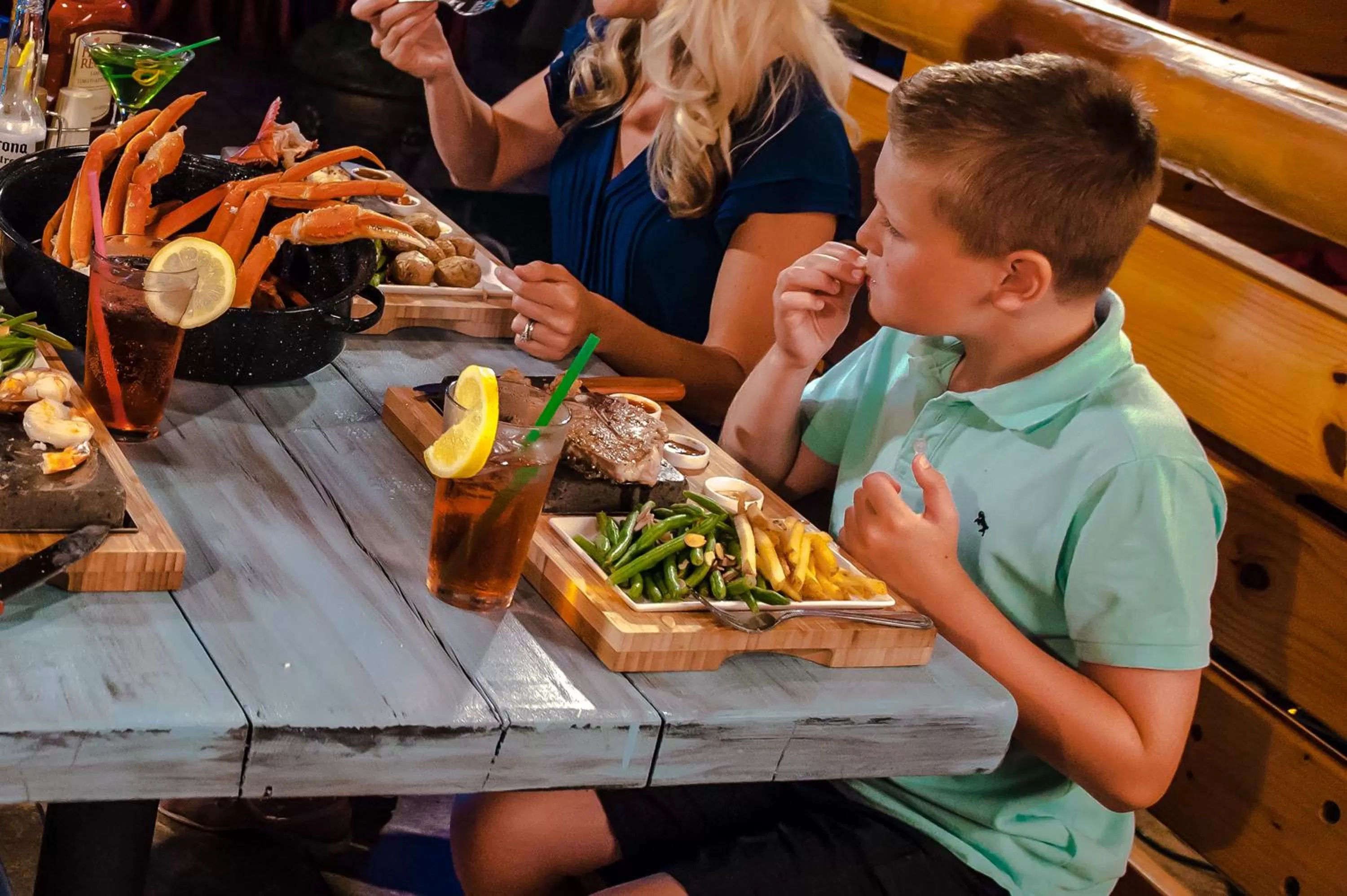 Restaurant/places to eat in Natura Treescape Resort