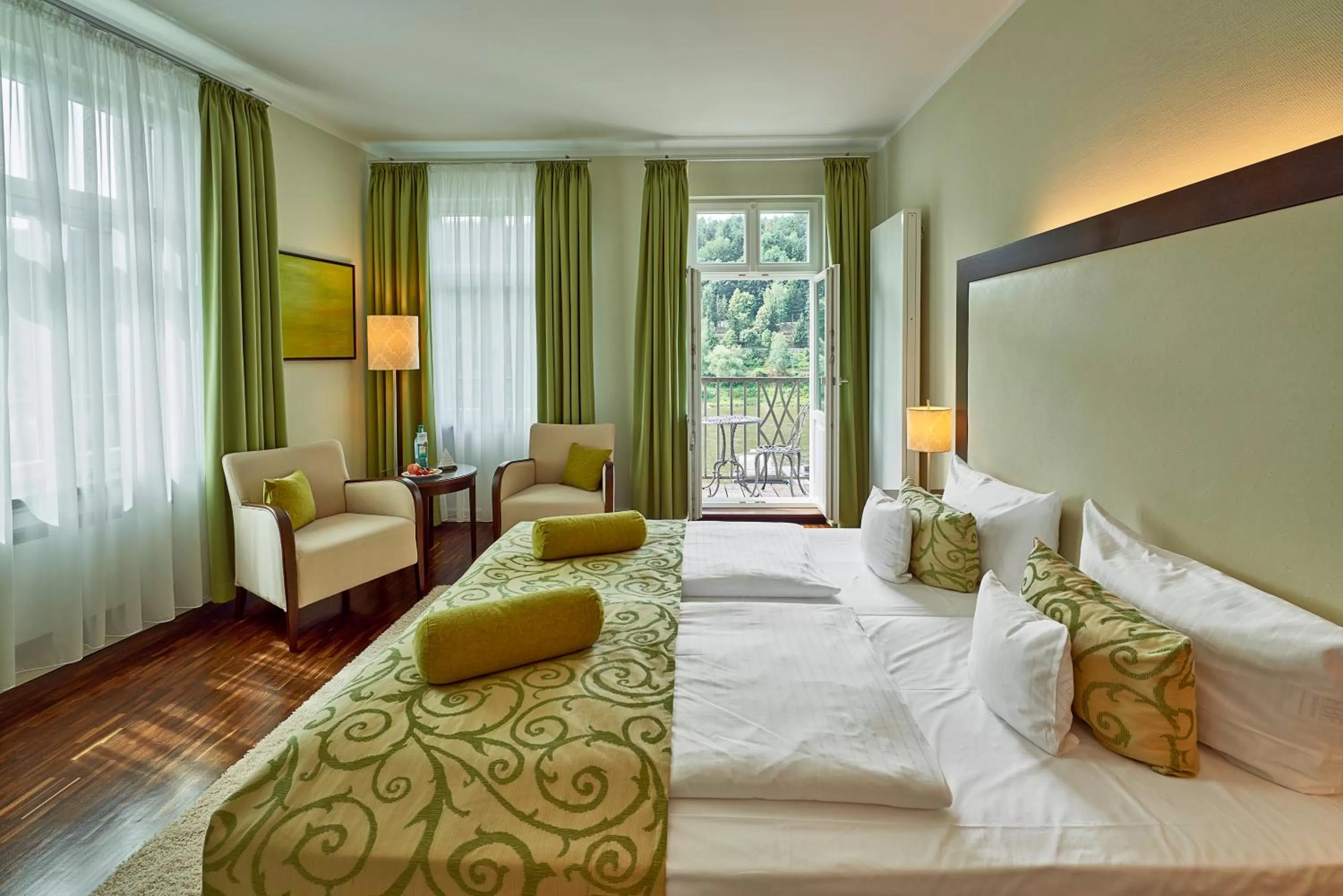 Photo of the whole room, Bed in Hotel Elbresidenz an der Therme