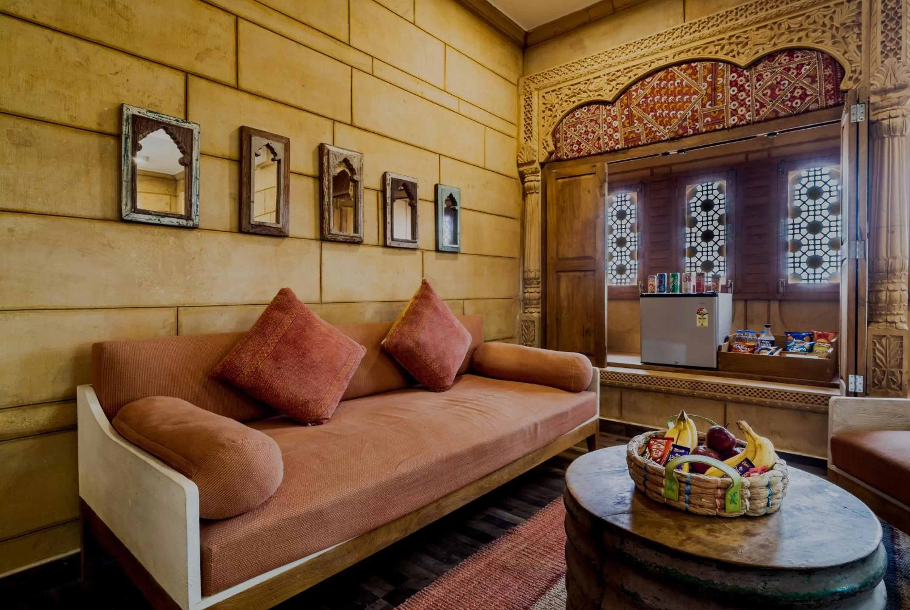 room service in Hotel Grand Khalifa