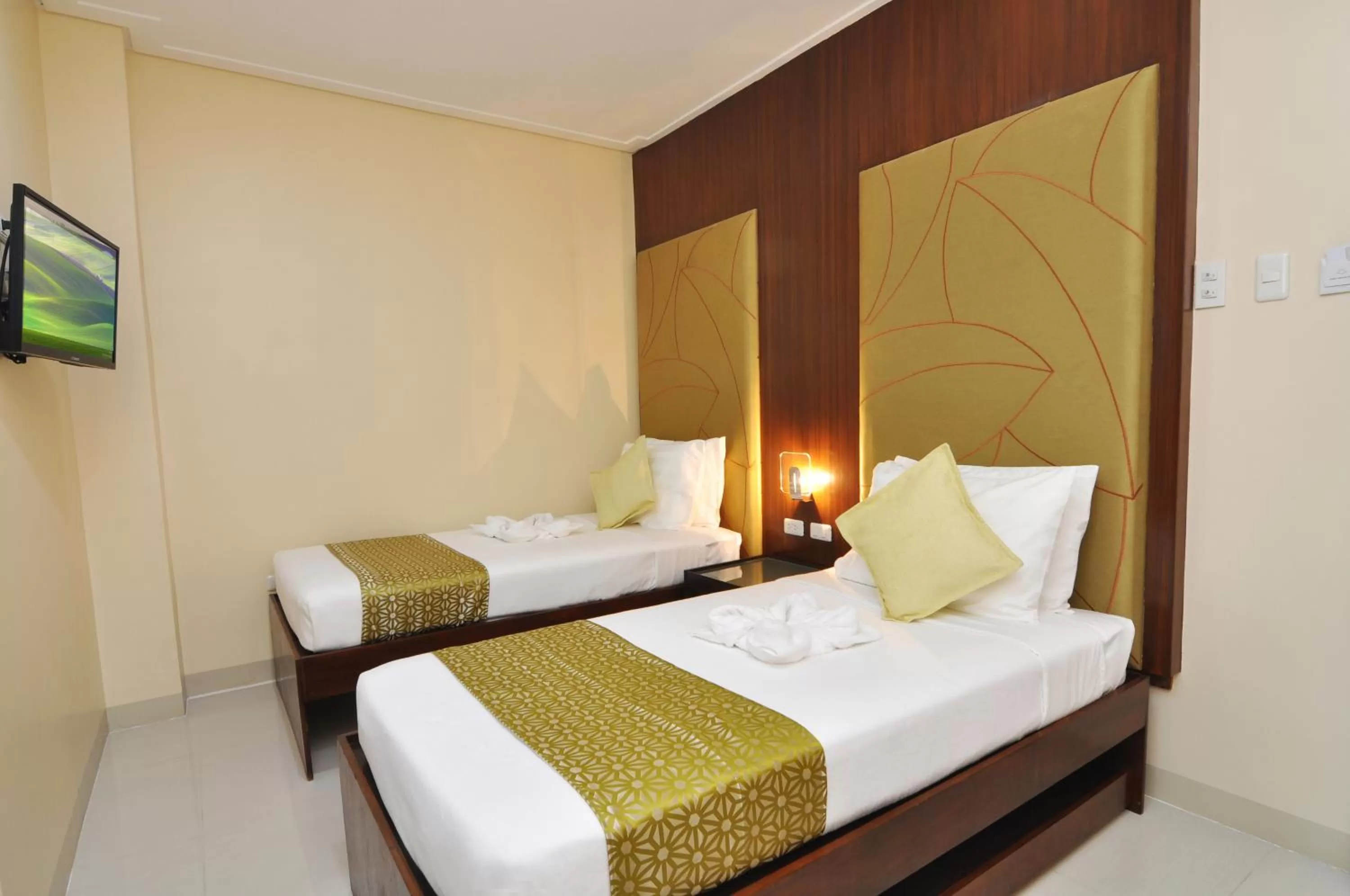 Bedroom, Bed in 717 Cesar Place Hotel