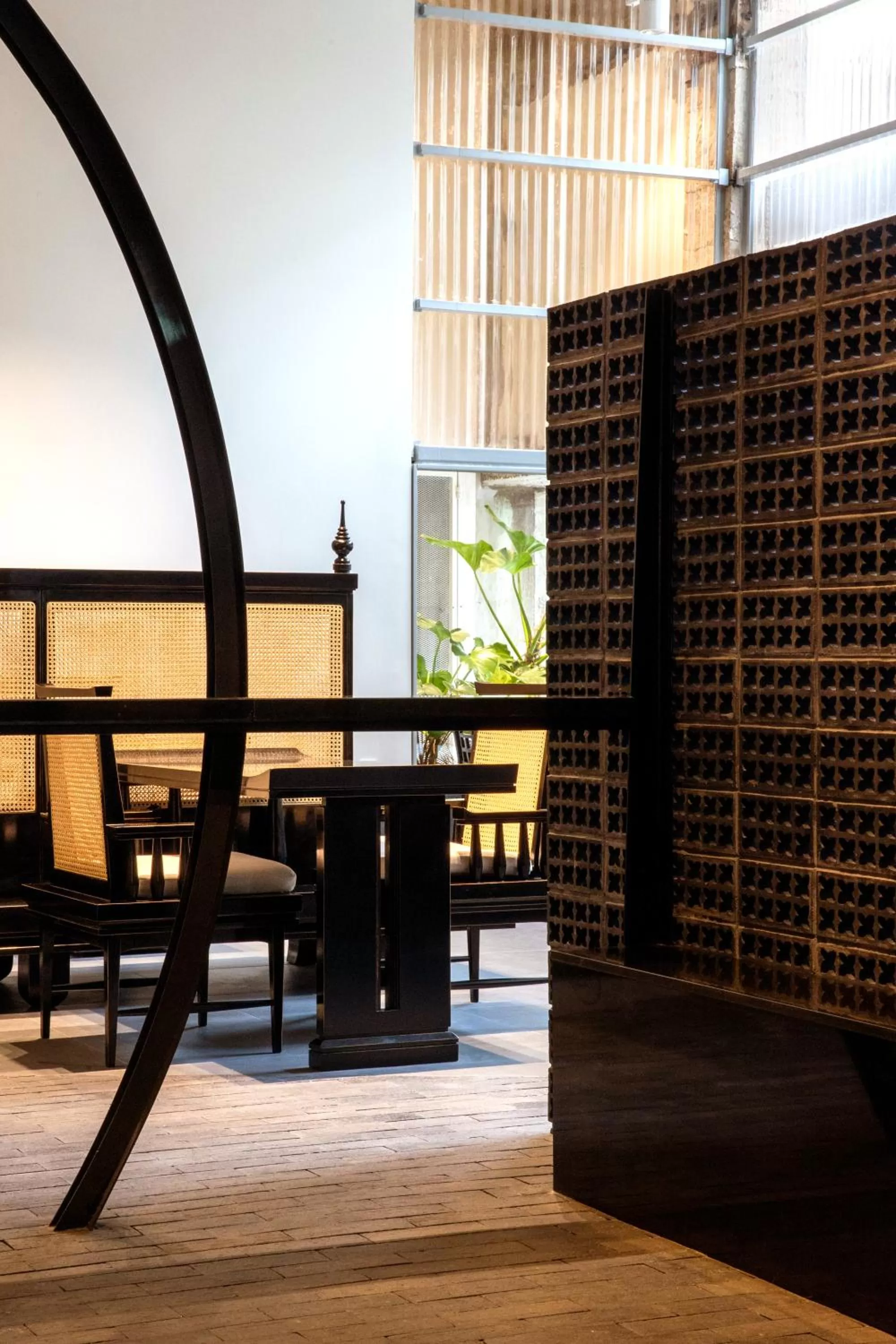 Dining area in Beanstalk Bangkok