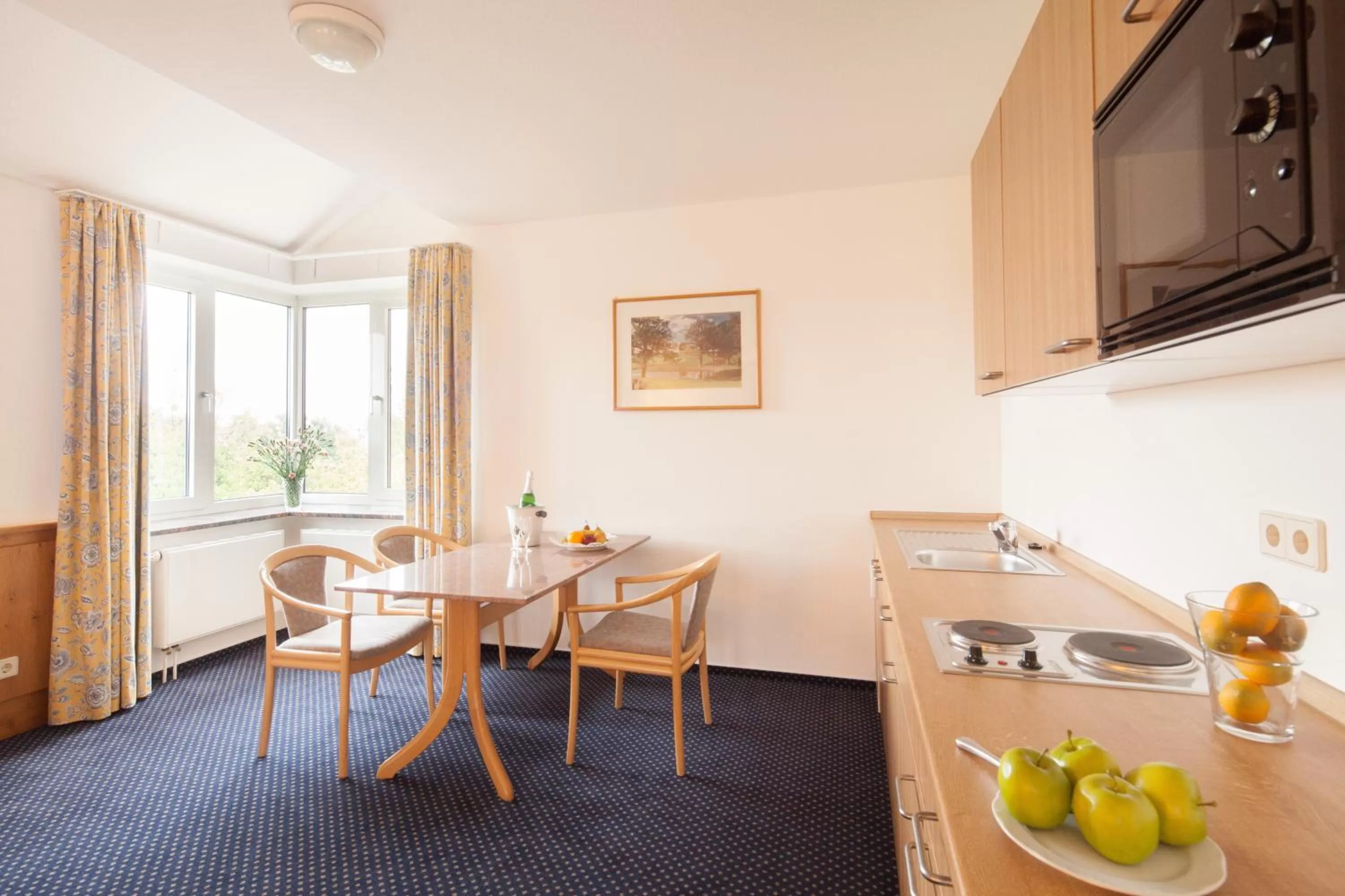 Kitchen or kitchenette in Hotel Heidehof garni