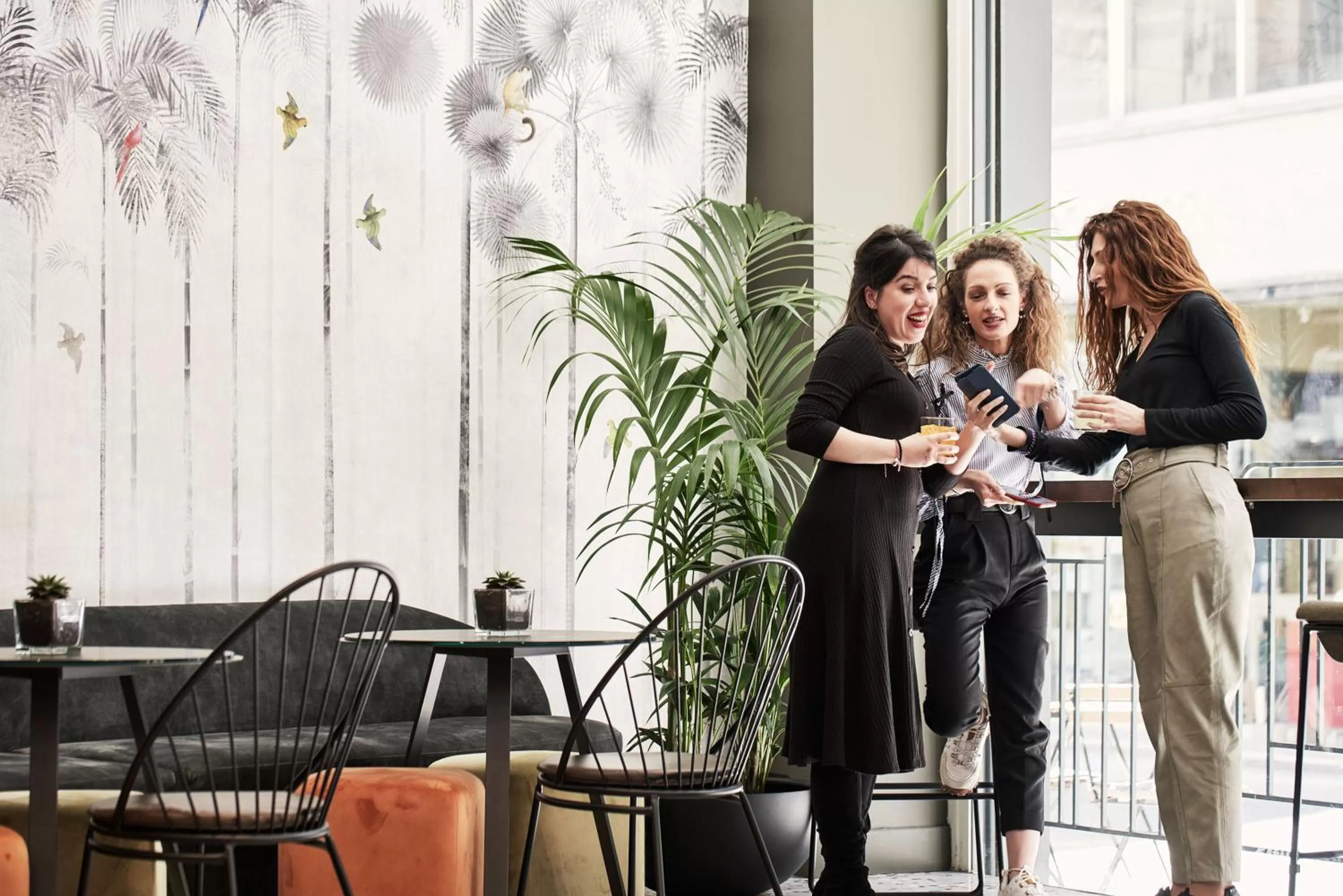 Lounge or bar in Athens4