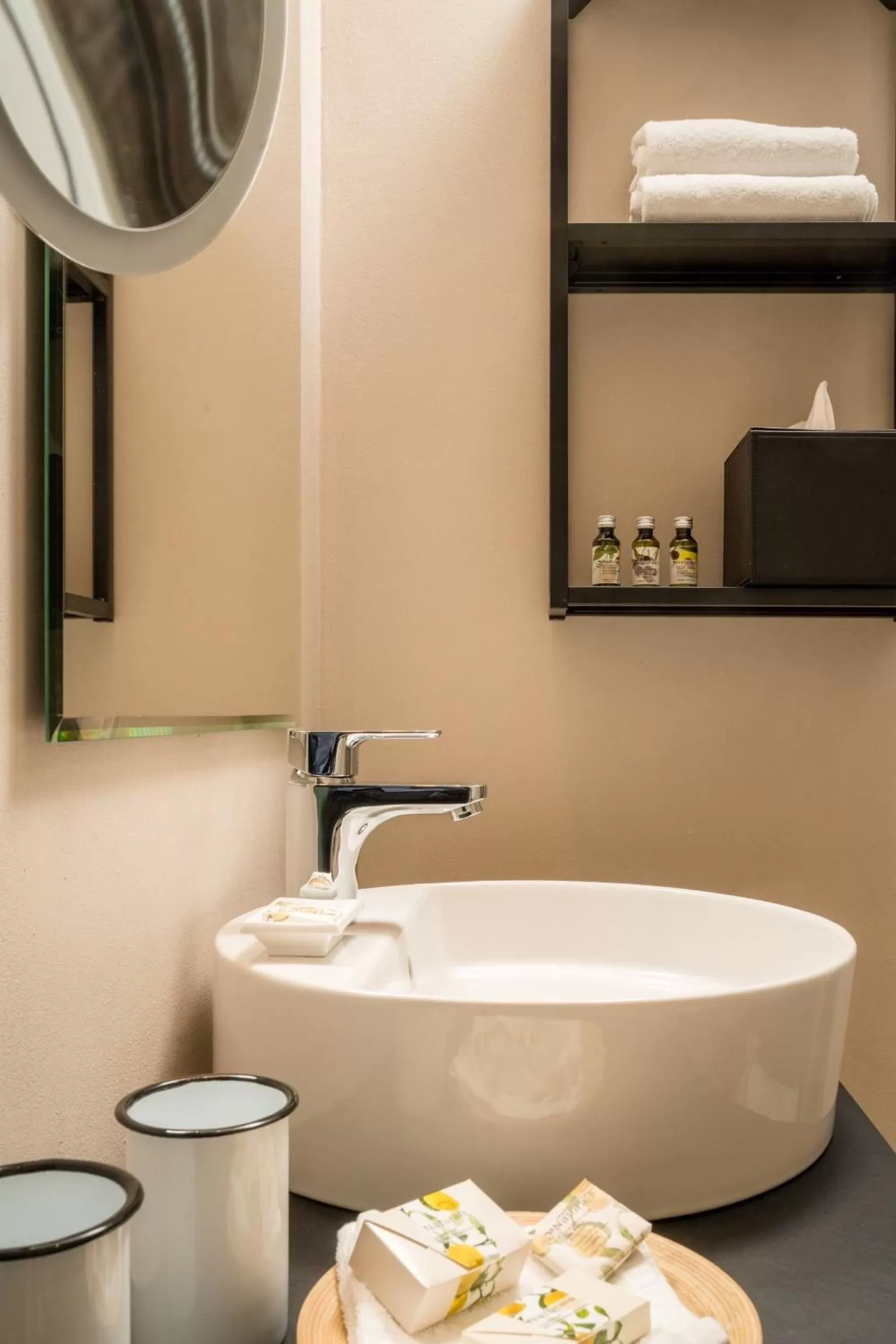 Bathroom in Hotel Germania