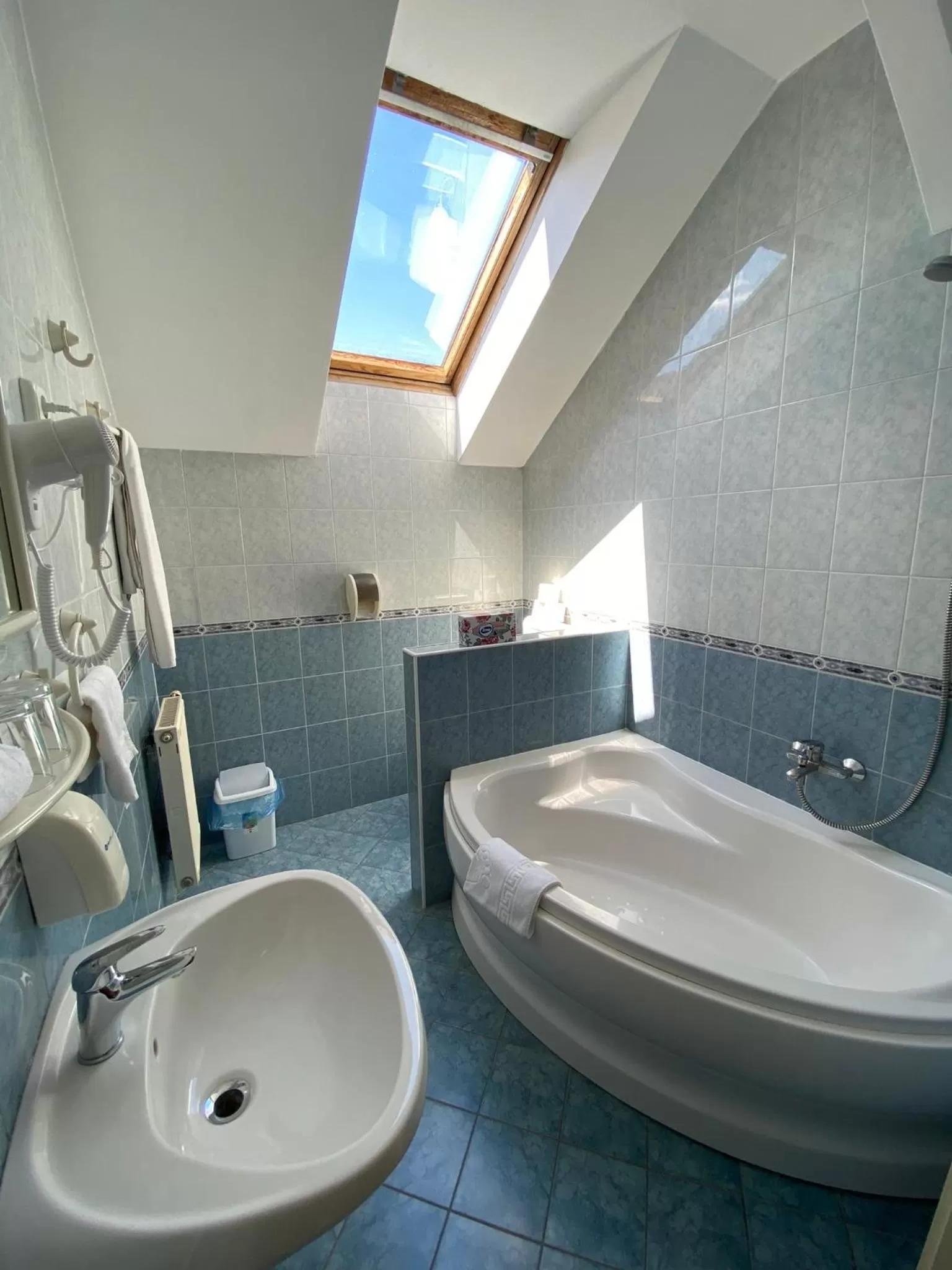 Bathroom in Tisza Alfa Hotel