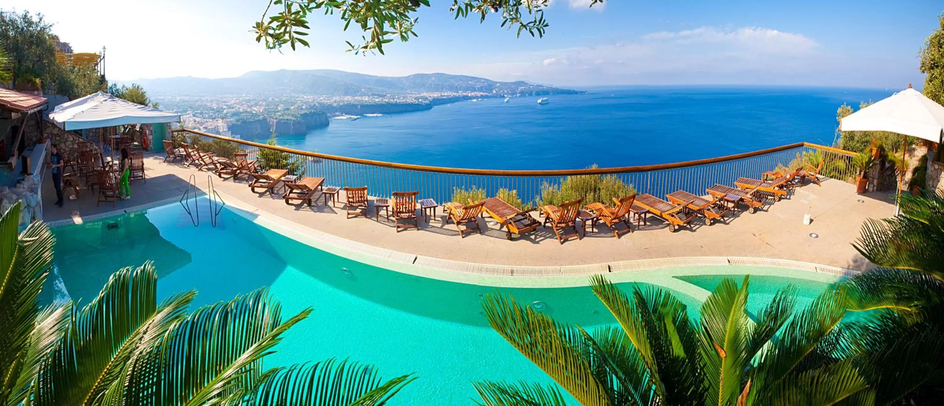 Swimming pool in Hotel Mega Mare