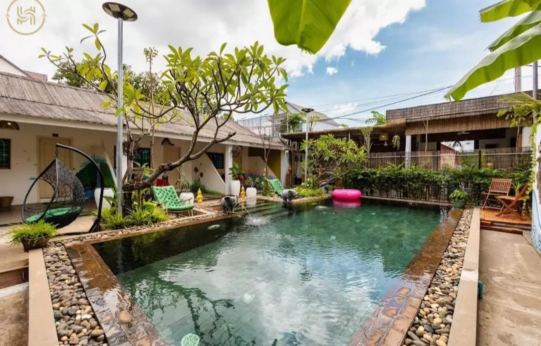 Swimming Pool in ERCAN BOUTiQUE