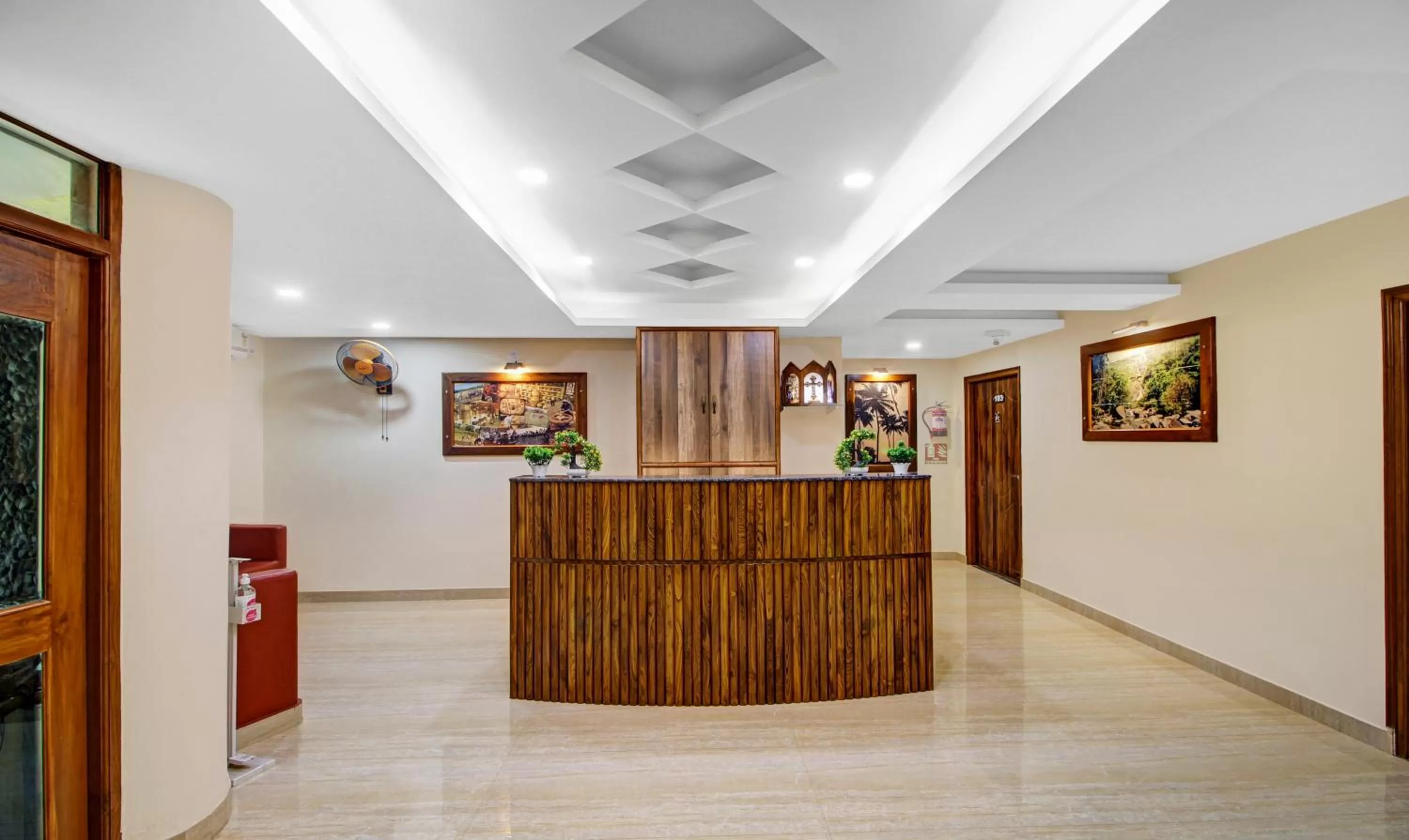 Lobby or reception in Treebo Majestic Palms, 2 Km From Colva Beach