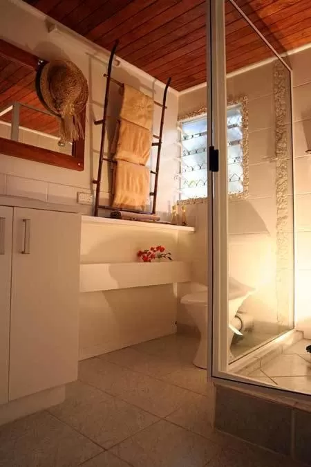 Toilet in Seachange Lodge