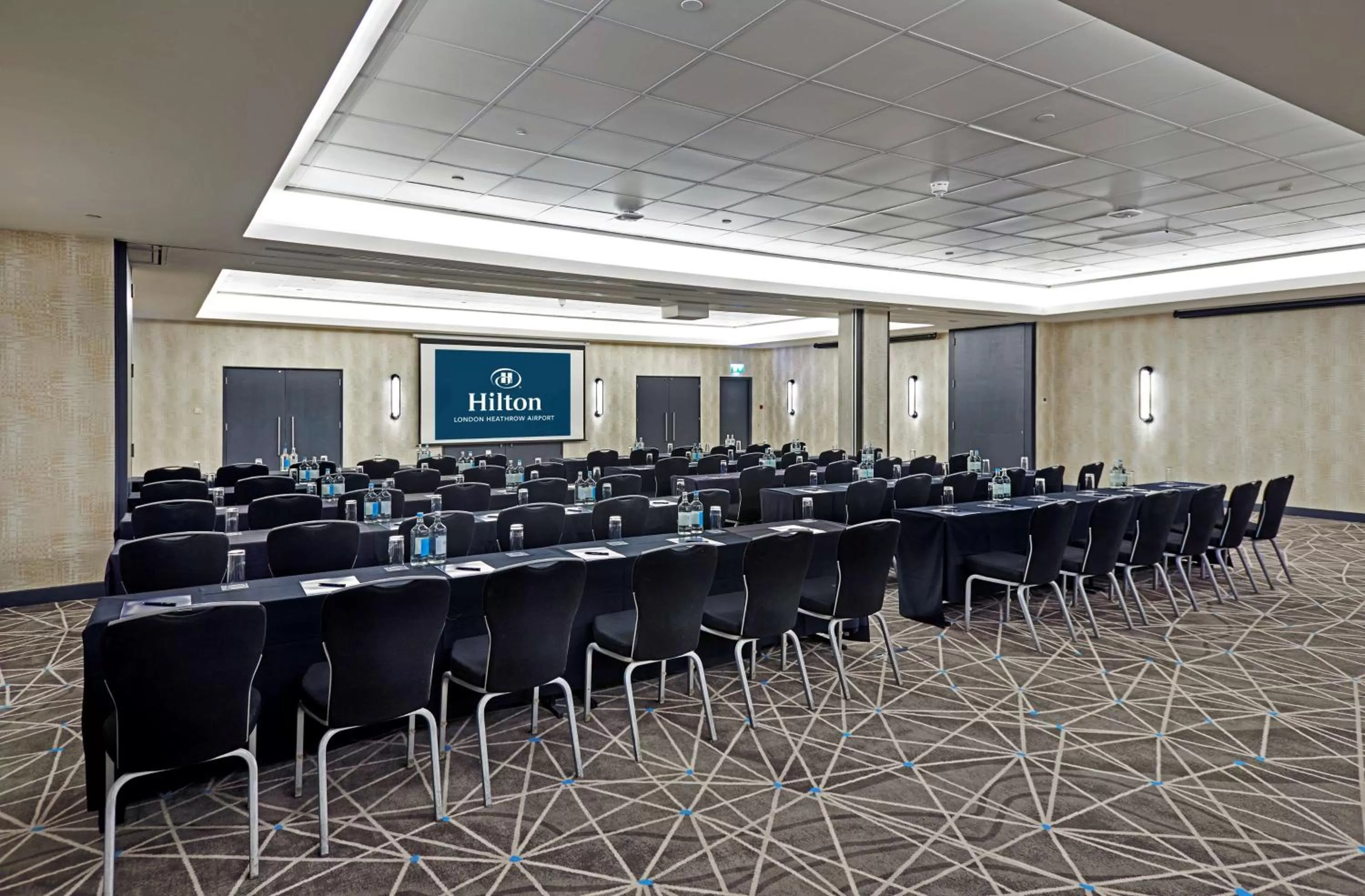 Meeting/conference room in Hilton London Heathrow Airport
