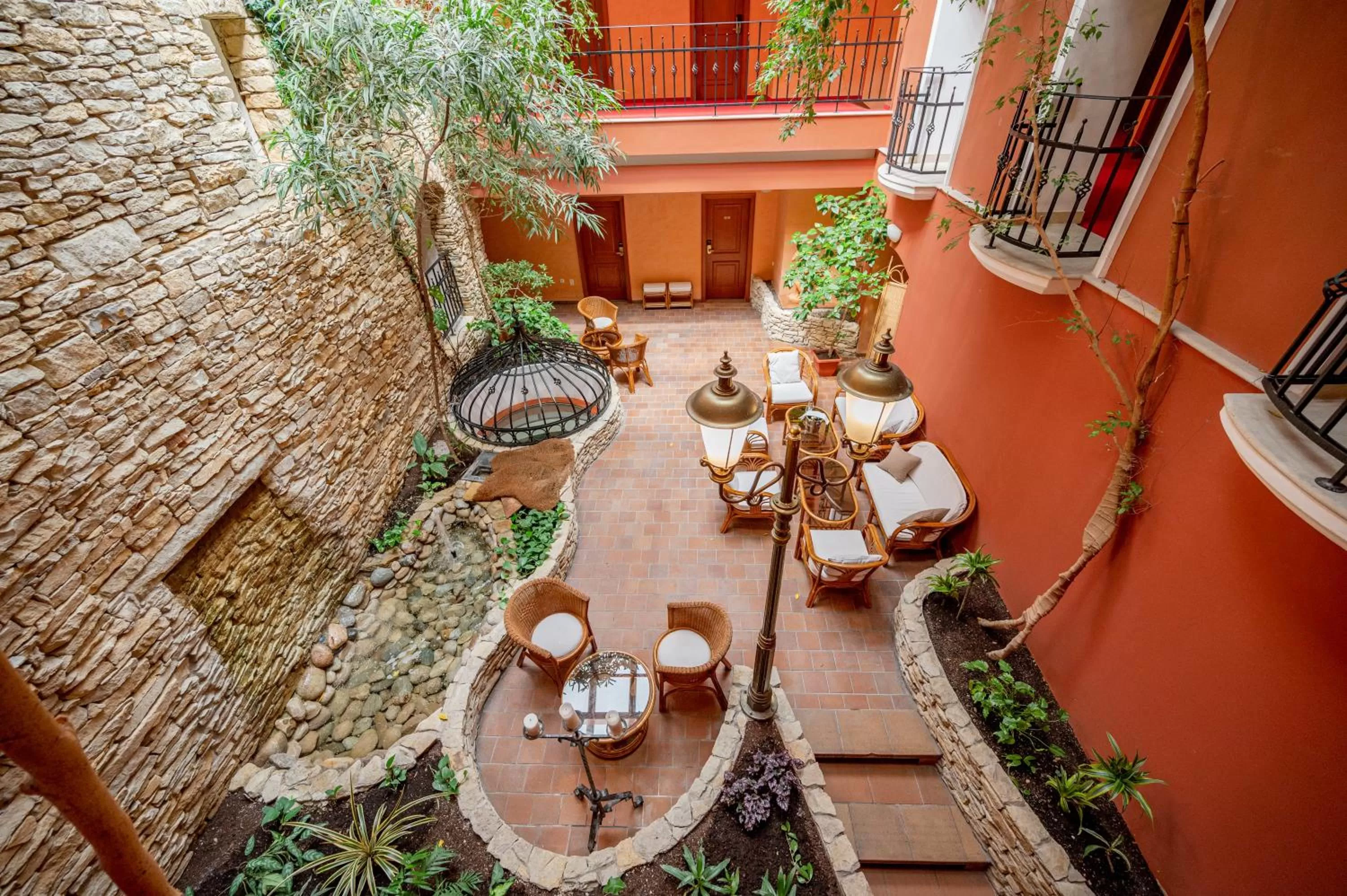 Communal lounge/ TV room in Hotel U Královny Elišky