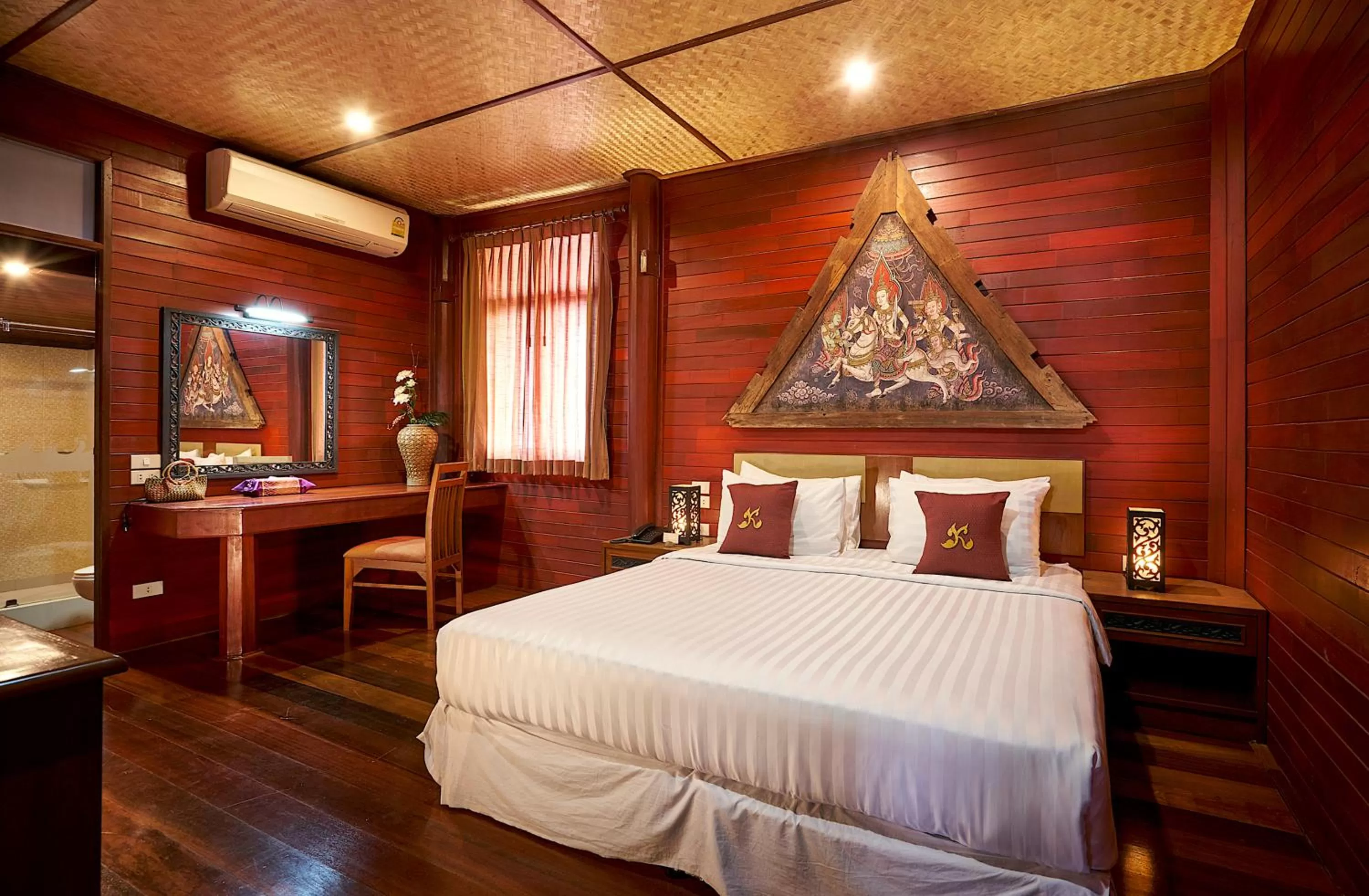 Bed in Ruenkanok Thaihouse Resort