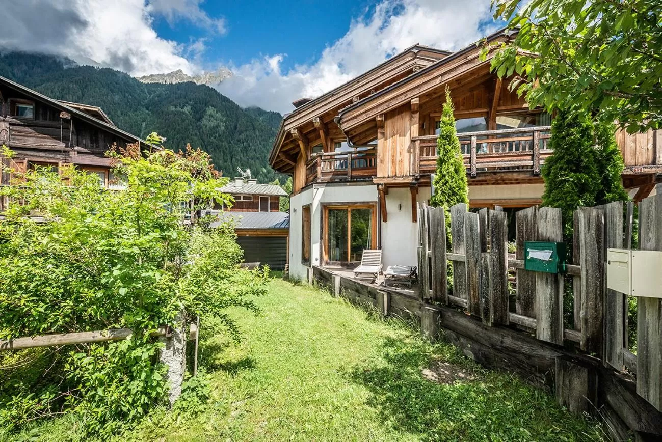 Property Building in Eden Hotel, Apartments and Chalet Chamonix Les Praz