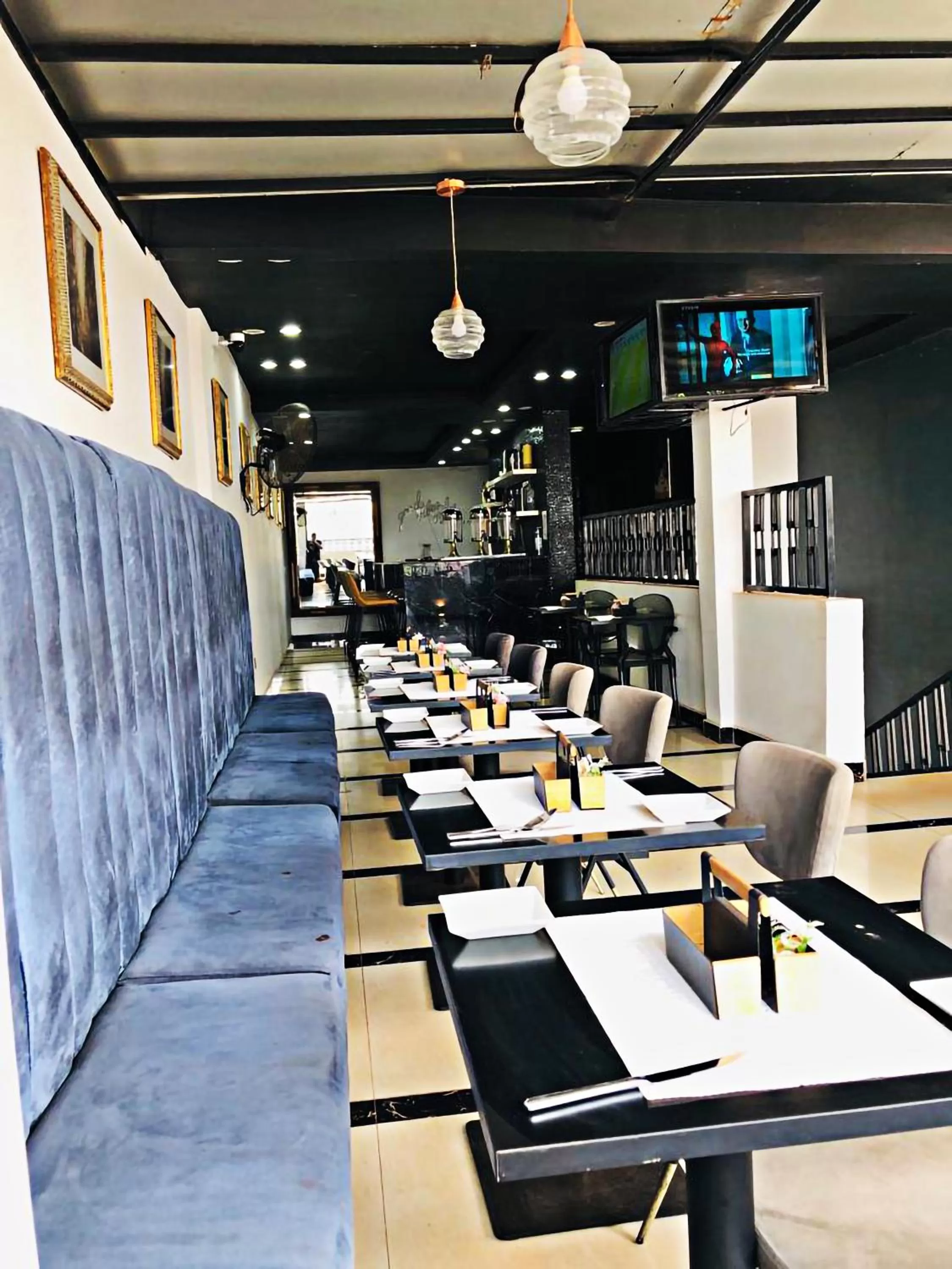 Restaurant/places to eat in MUSE Boutique Hotel