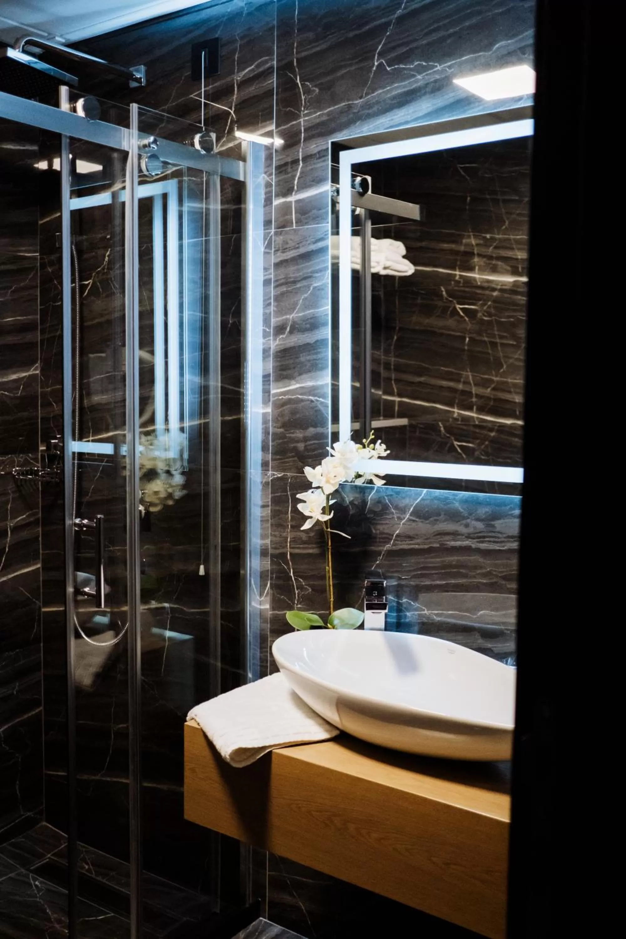 Bathroom in Hotel Barcode Wellness & Spa