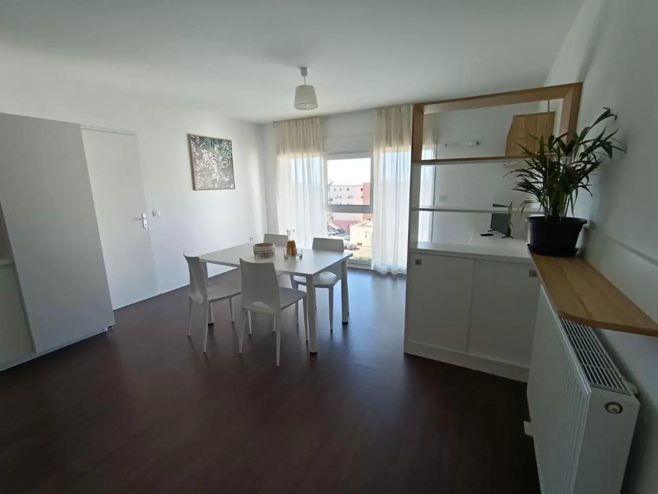 Dining Area in Twenty Business Flats Le Mans Ouest