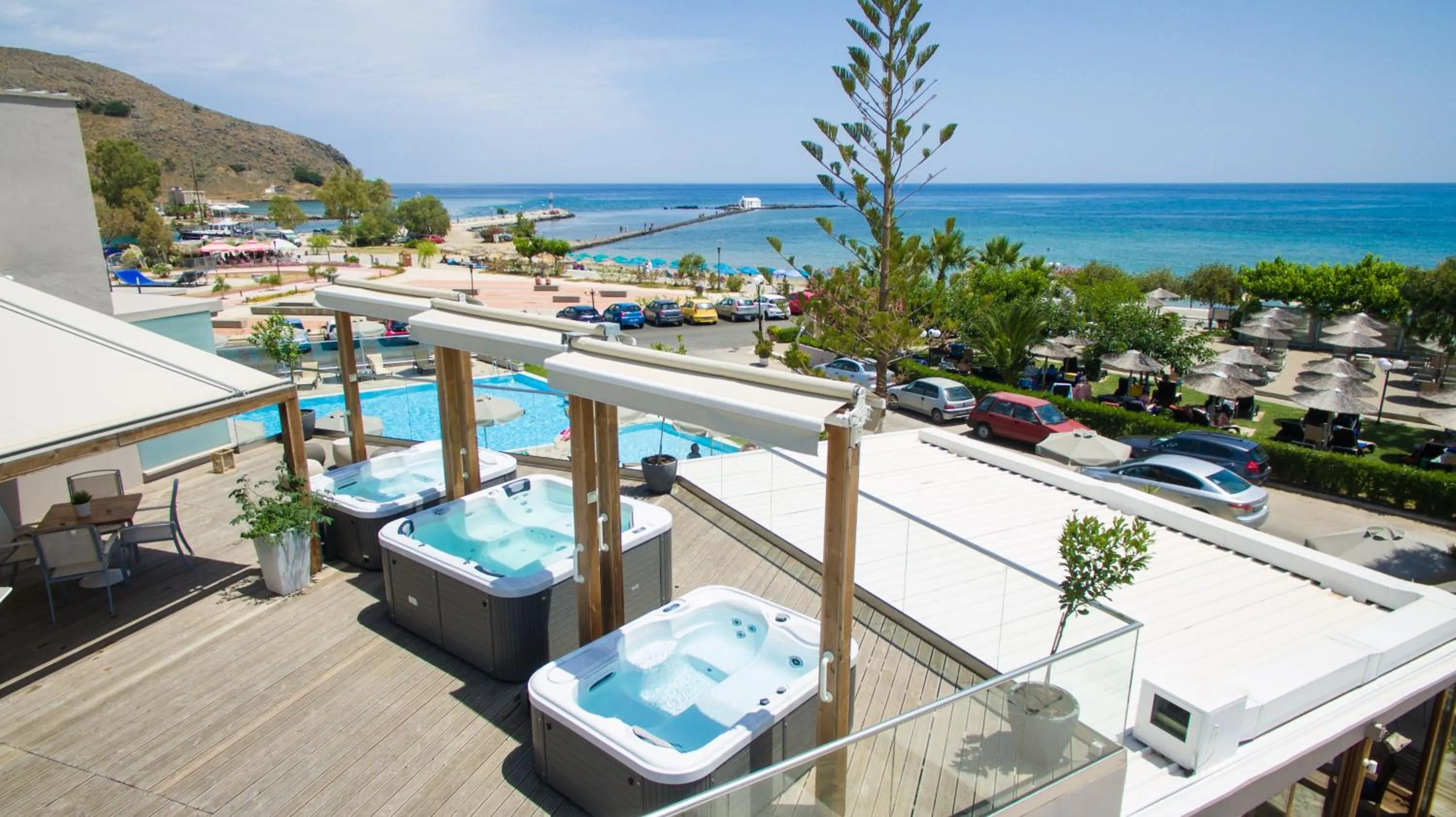 Hot Tub in Georgioupolis Beach Hotel