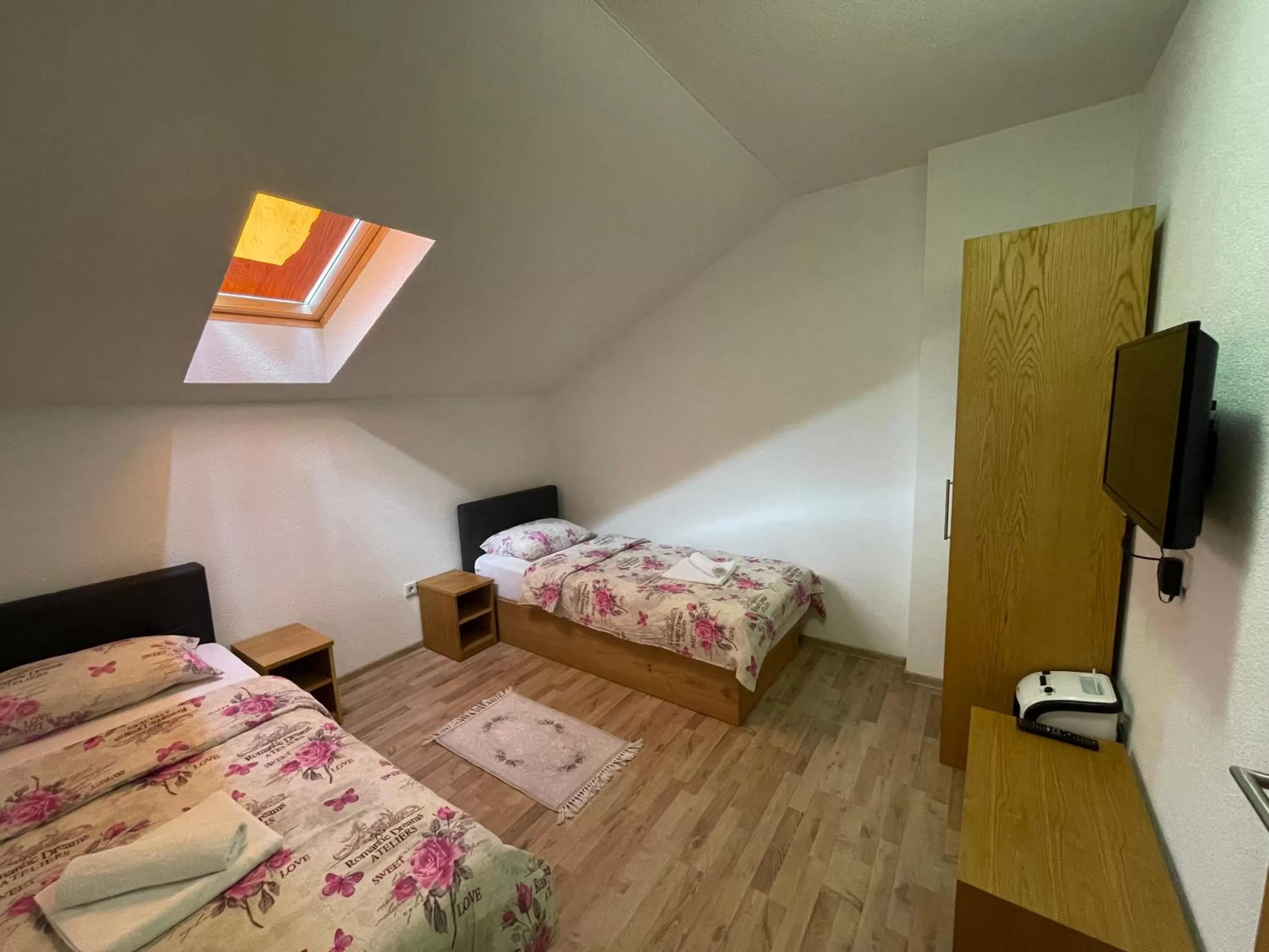 Photo of the whole room, Bed in Villa Maja