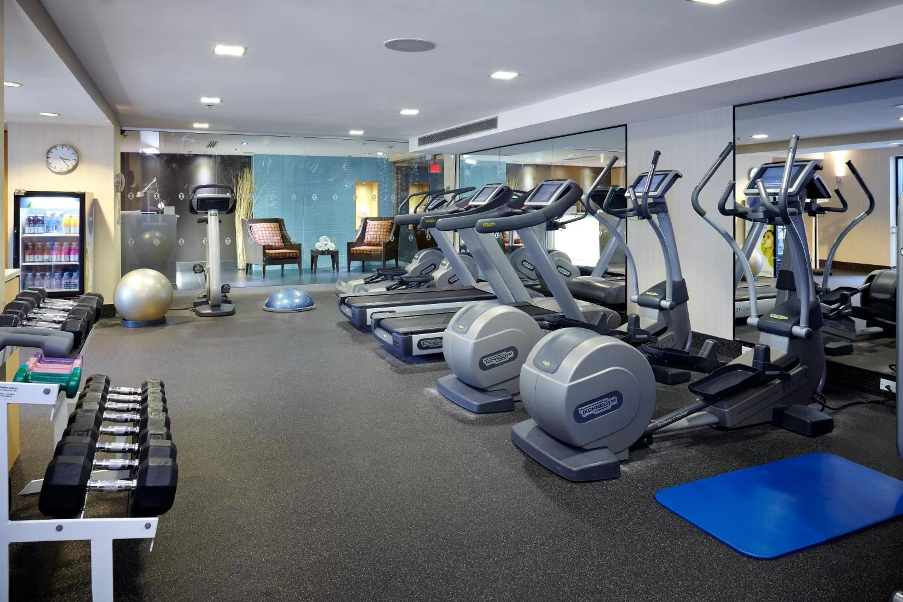 Fitness centre/facilities in InterContinental Montreal by IHG