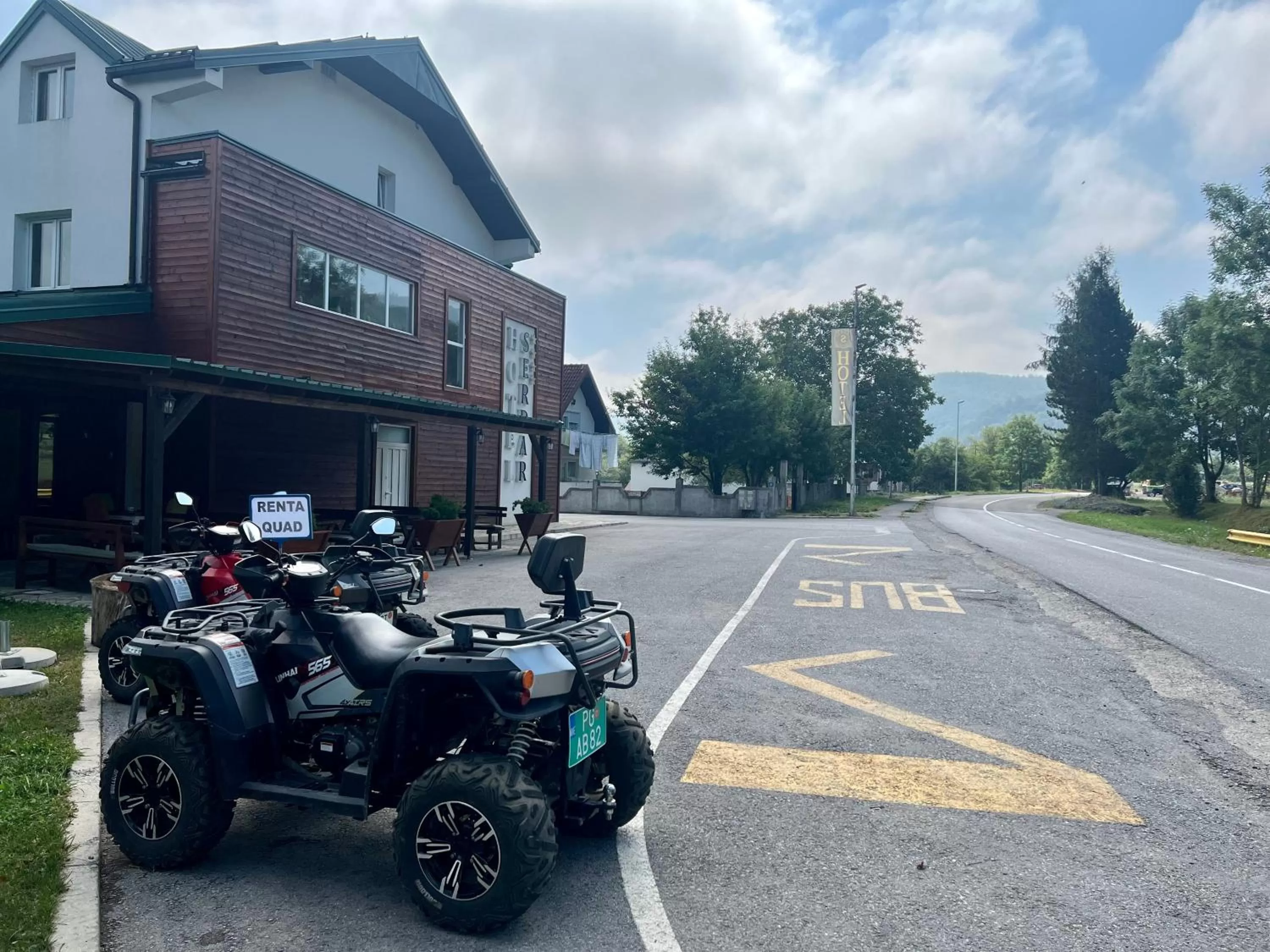 Property building in Hotel Serdar