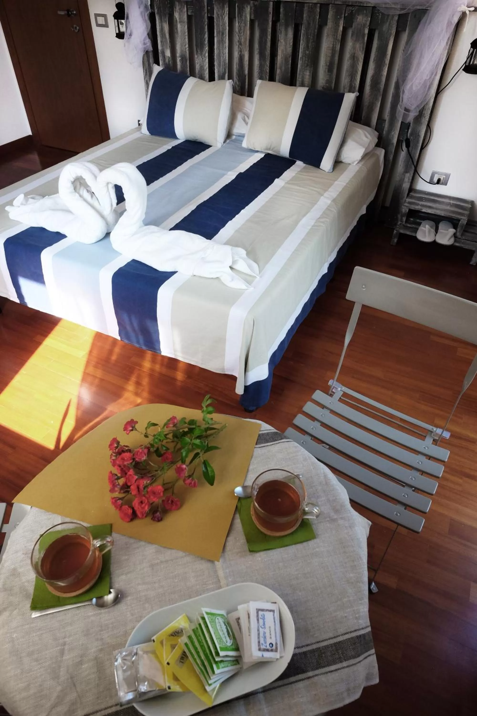 Photo of the whole room in Vistazzurra B&B