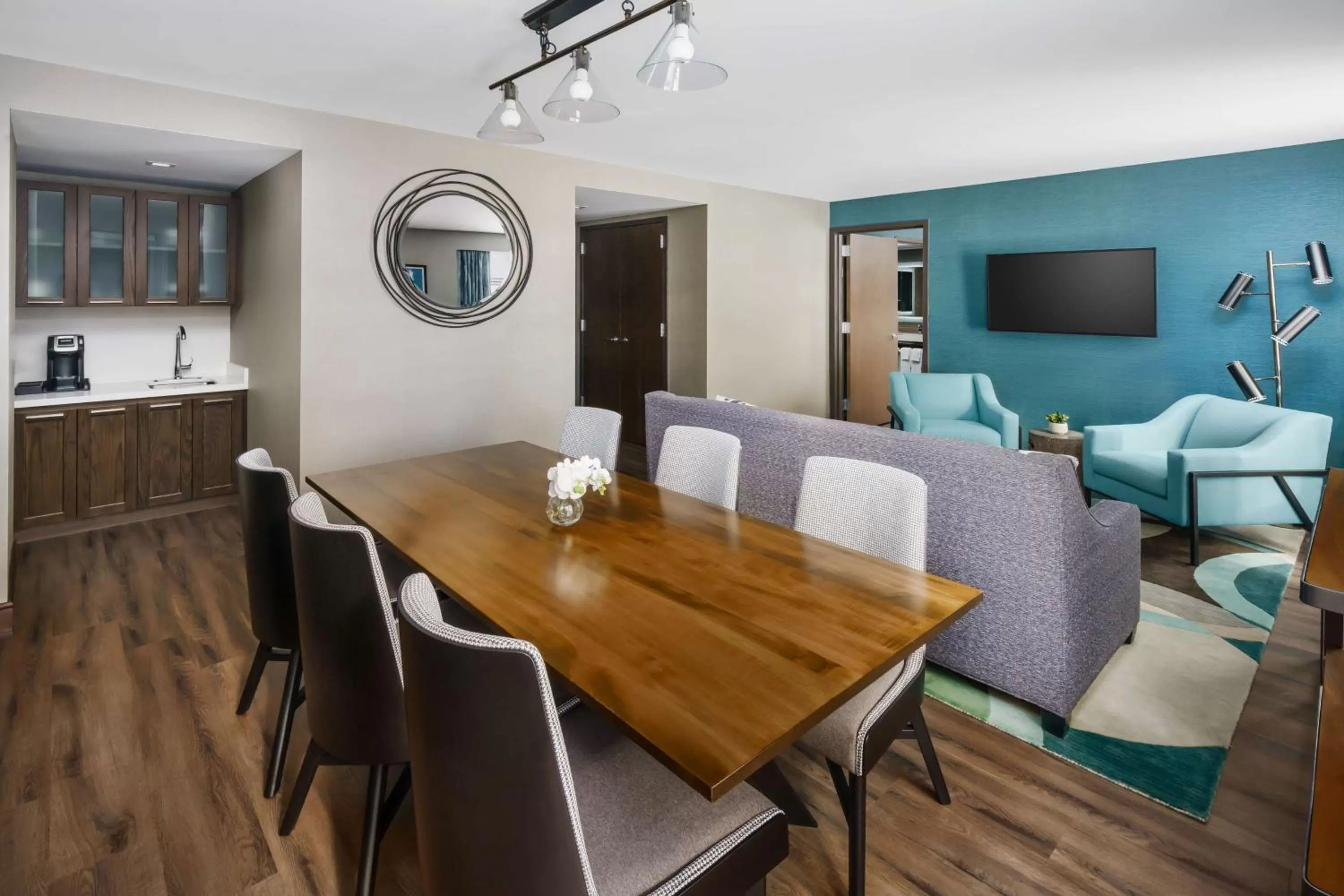 Living room in Hilton Garden Inn New York Times Square North