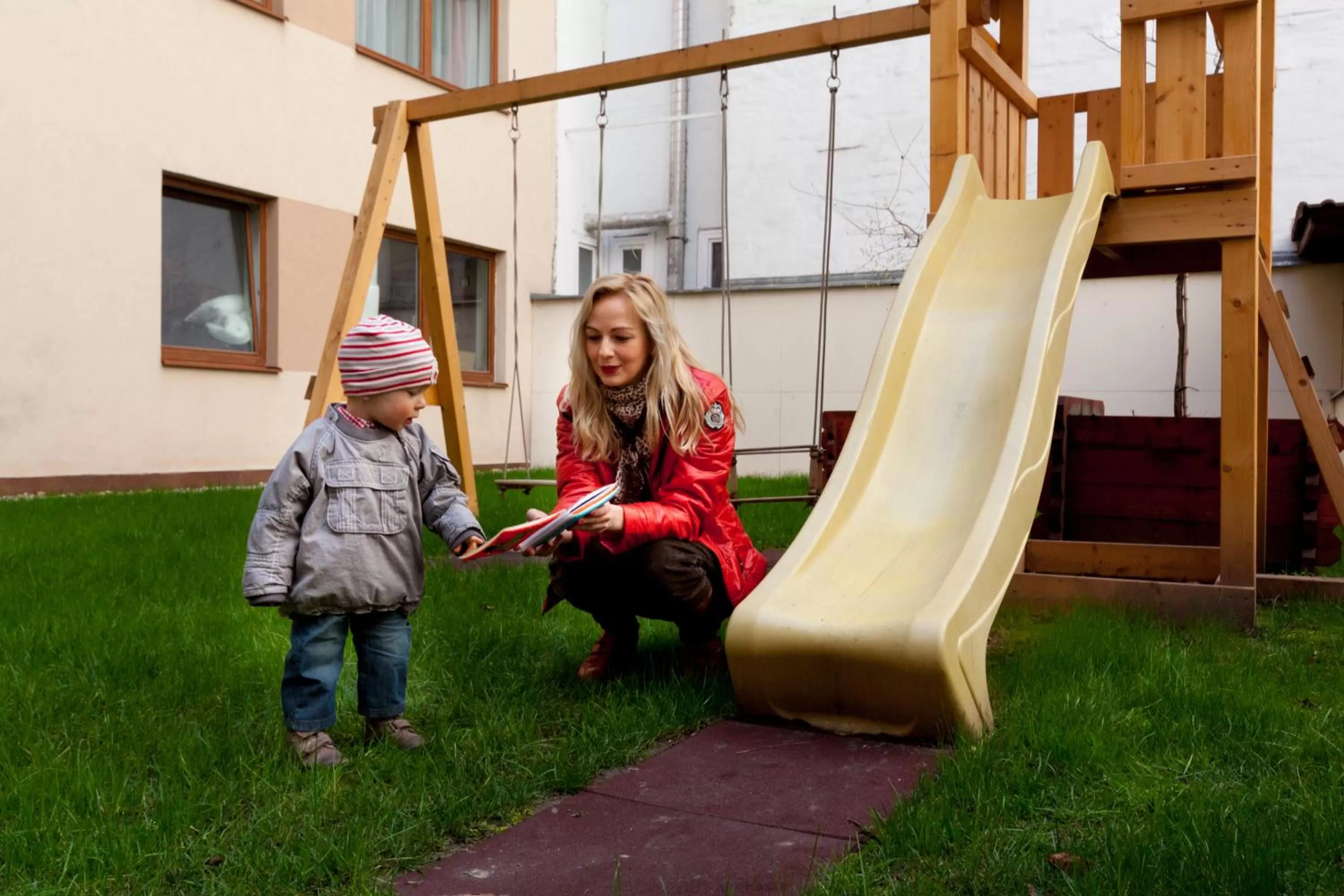 Garden in Corvin Plaza Apartments & Suites