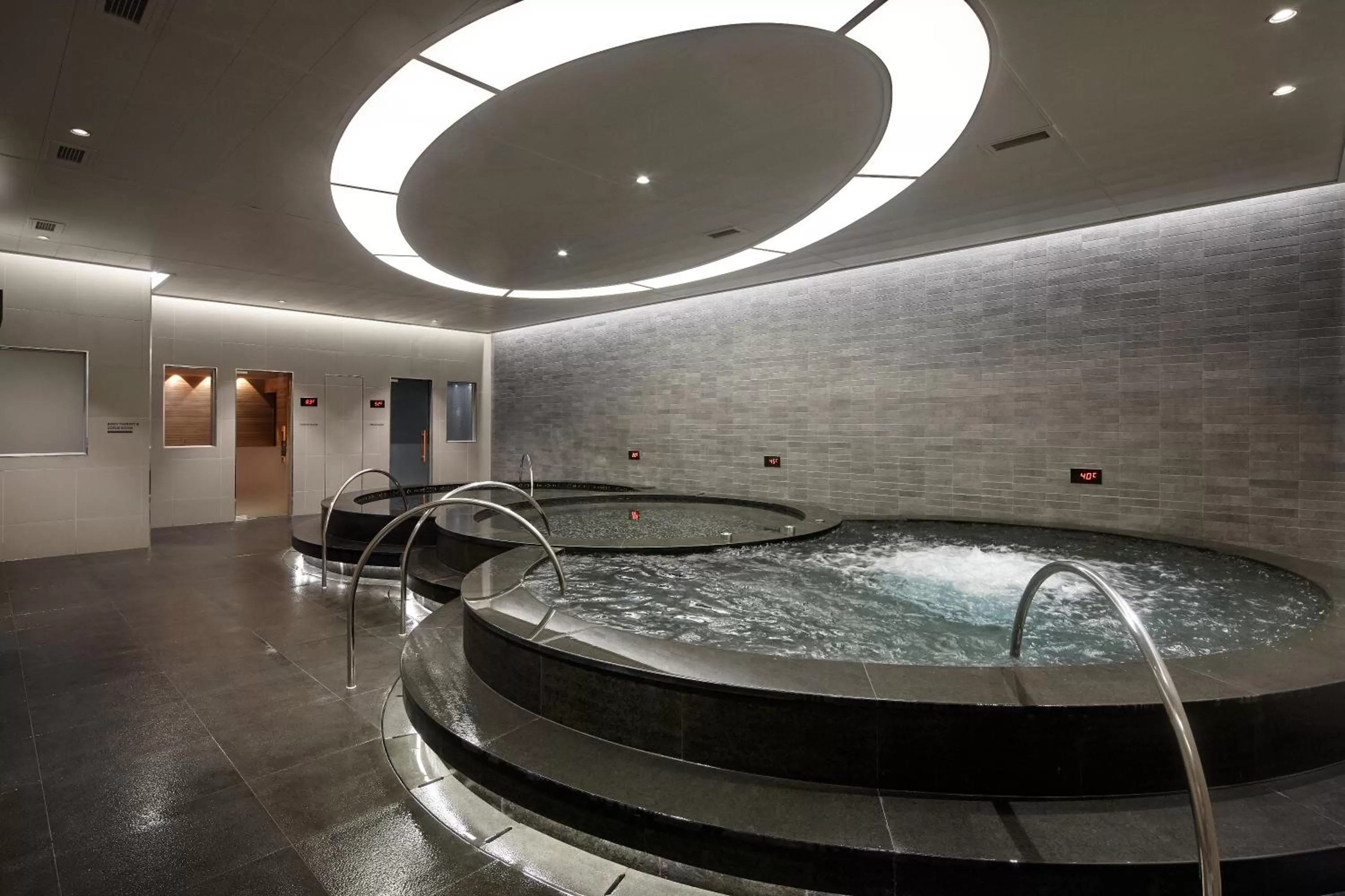 Sauna in Lotte Hotel Seoul Executive Tower