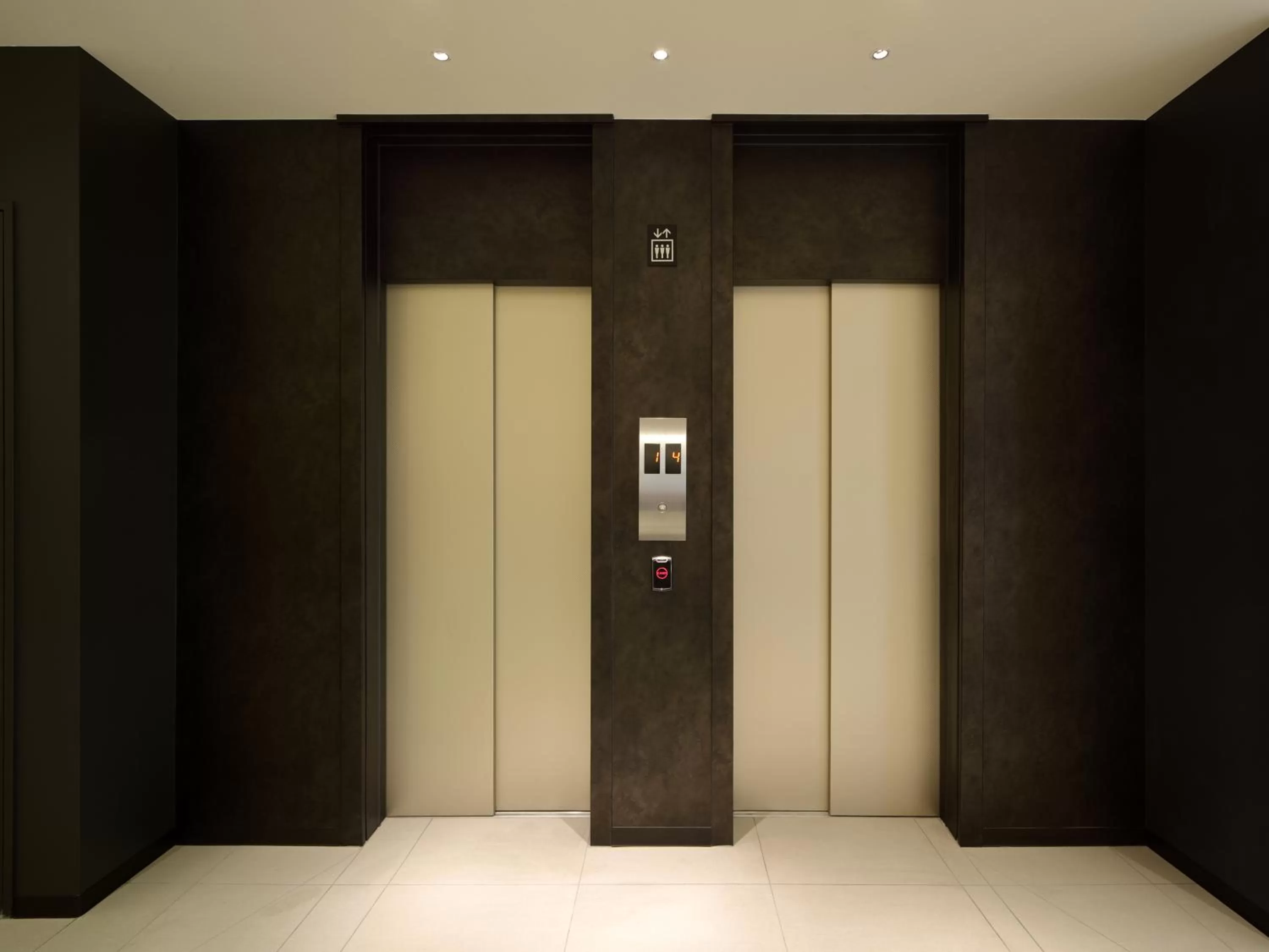 Lobby or reception in Red Roof Inn & Suites Osaka Namba Nipponbashi