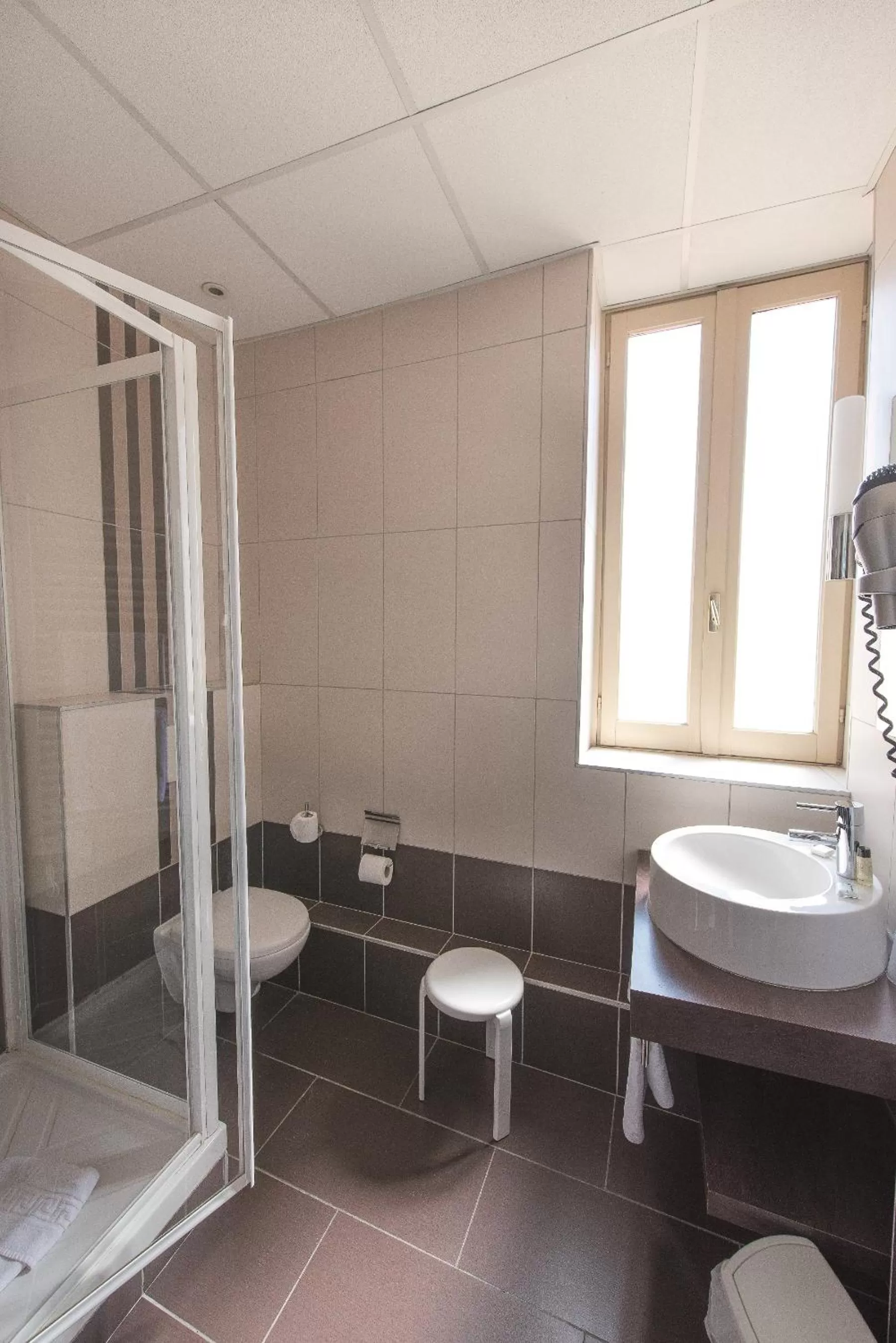 Bathroom in Hôtel Vacances Bleues Balmoral