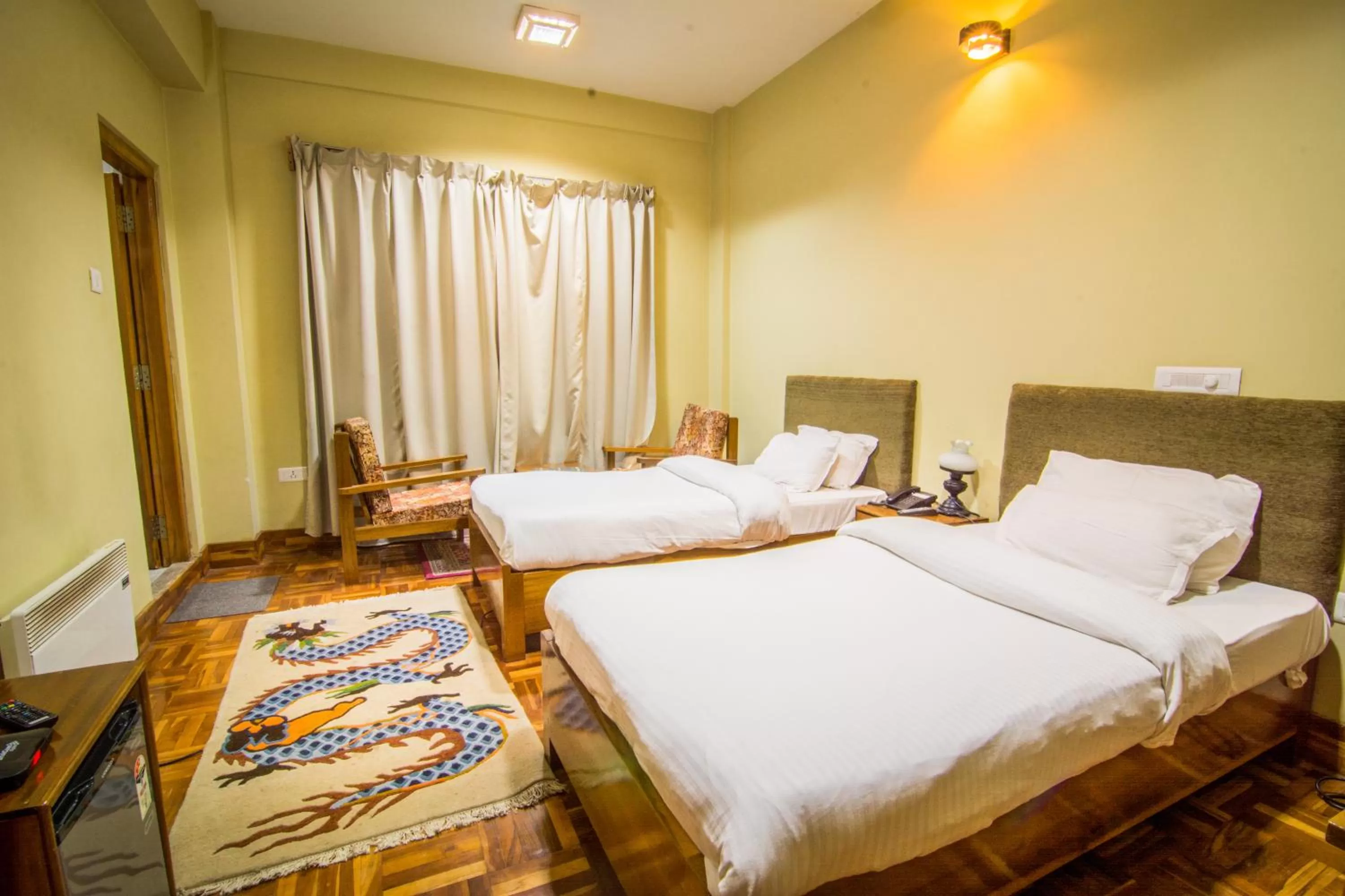 Bedroom, Bed in Khamsum Inn