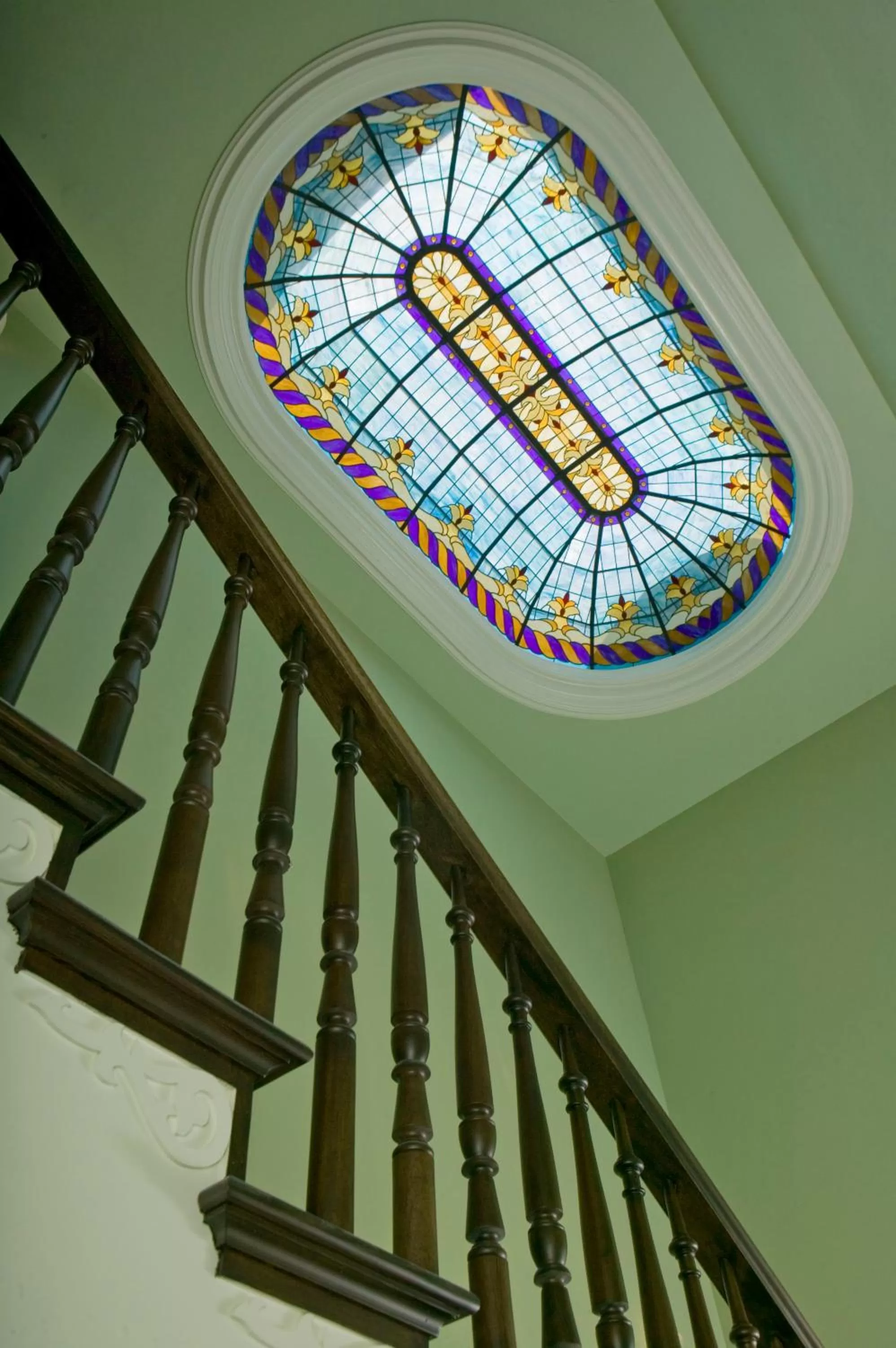 Decorative detail in West Cliff Inn, A Four Sisters Inn